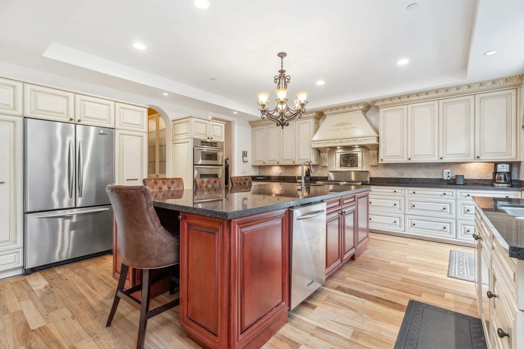 320 Forestview Lane