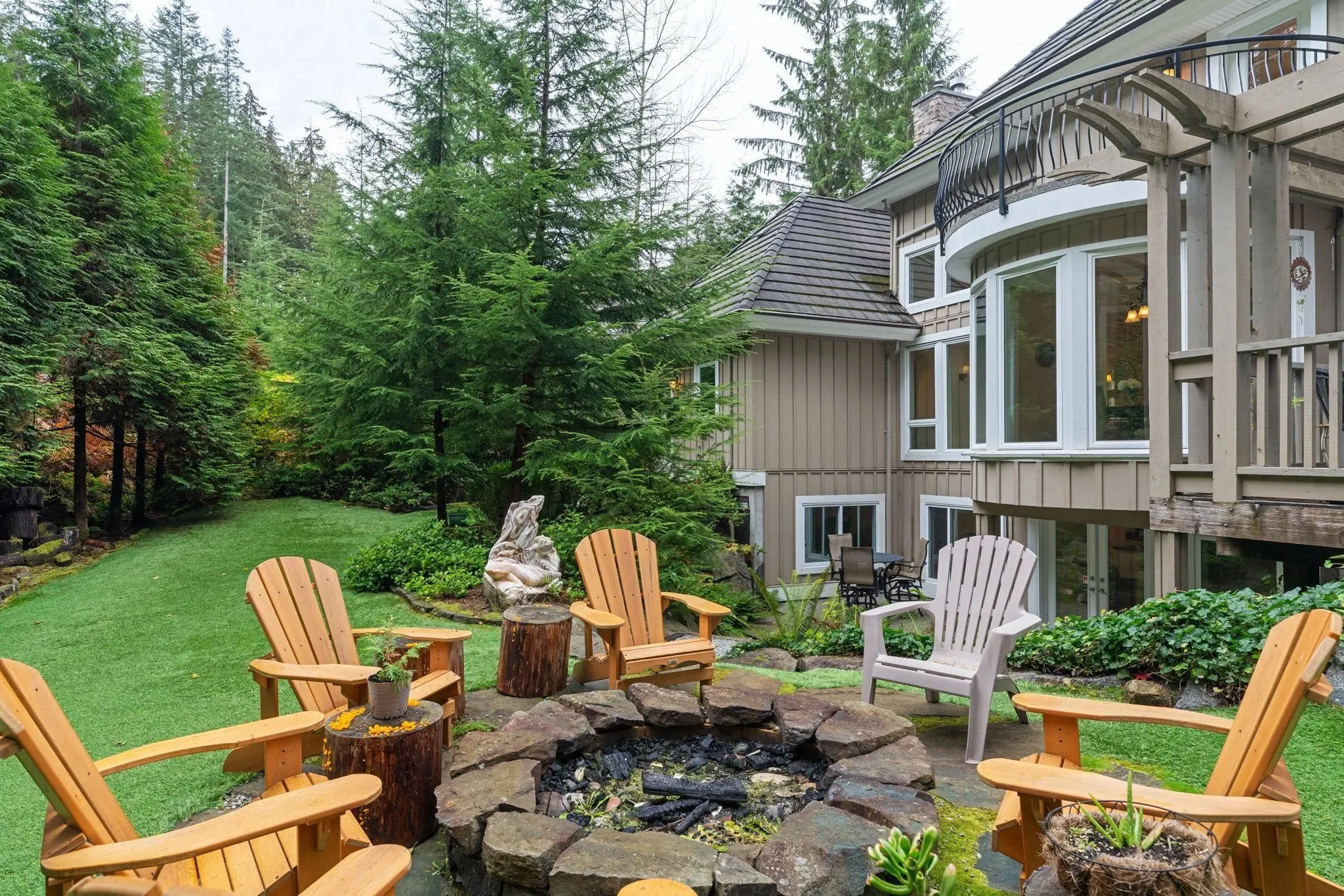 320 Forestview Lane