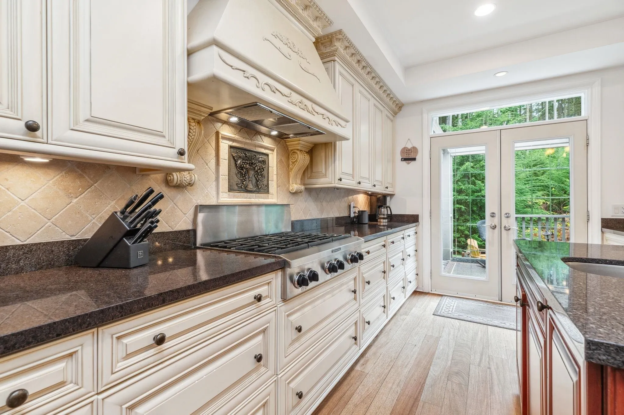 320 Forestview Lane