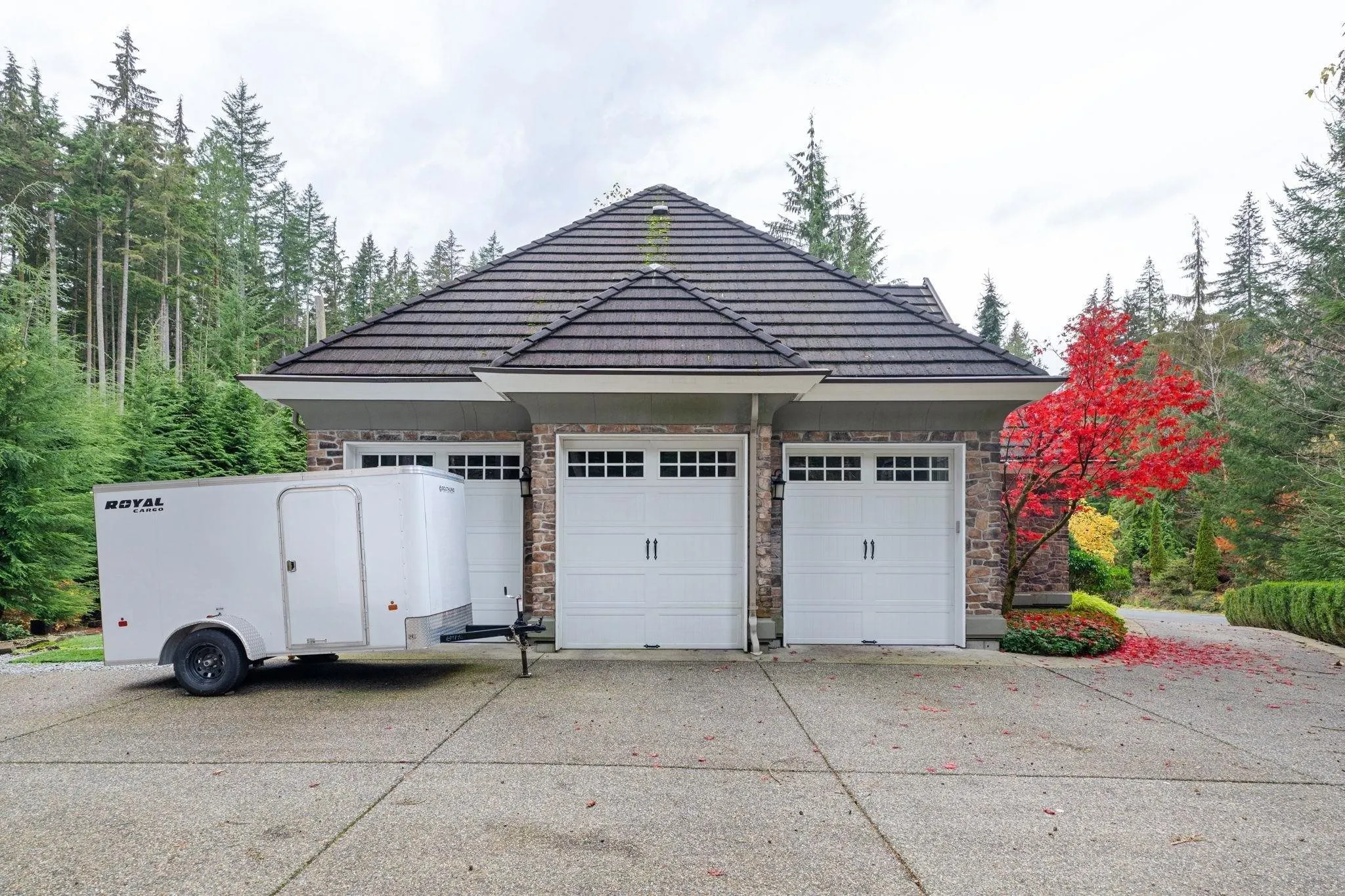 320 Forestview Lane