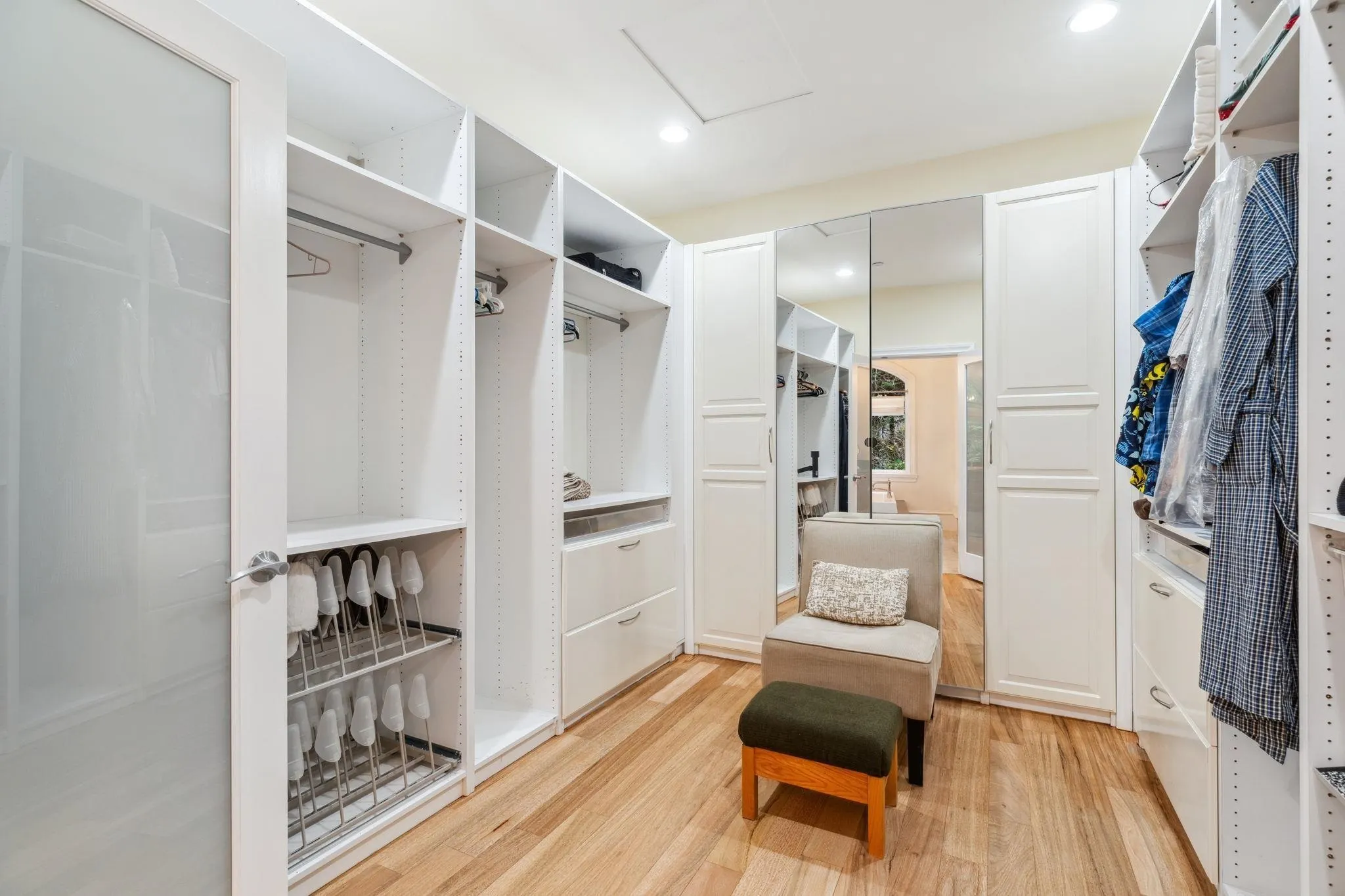 320 Forestview Lane