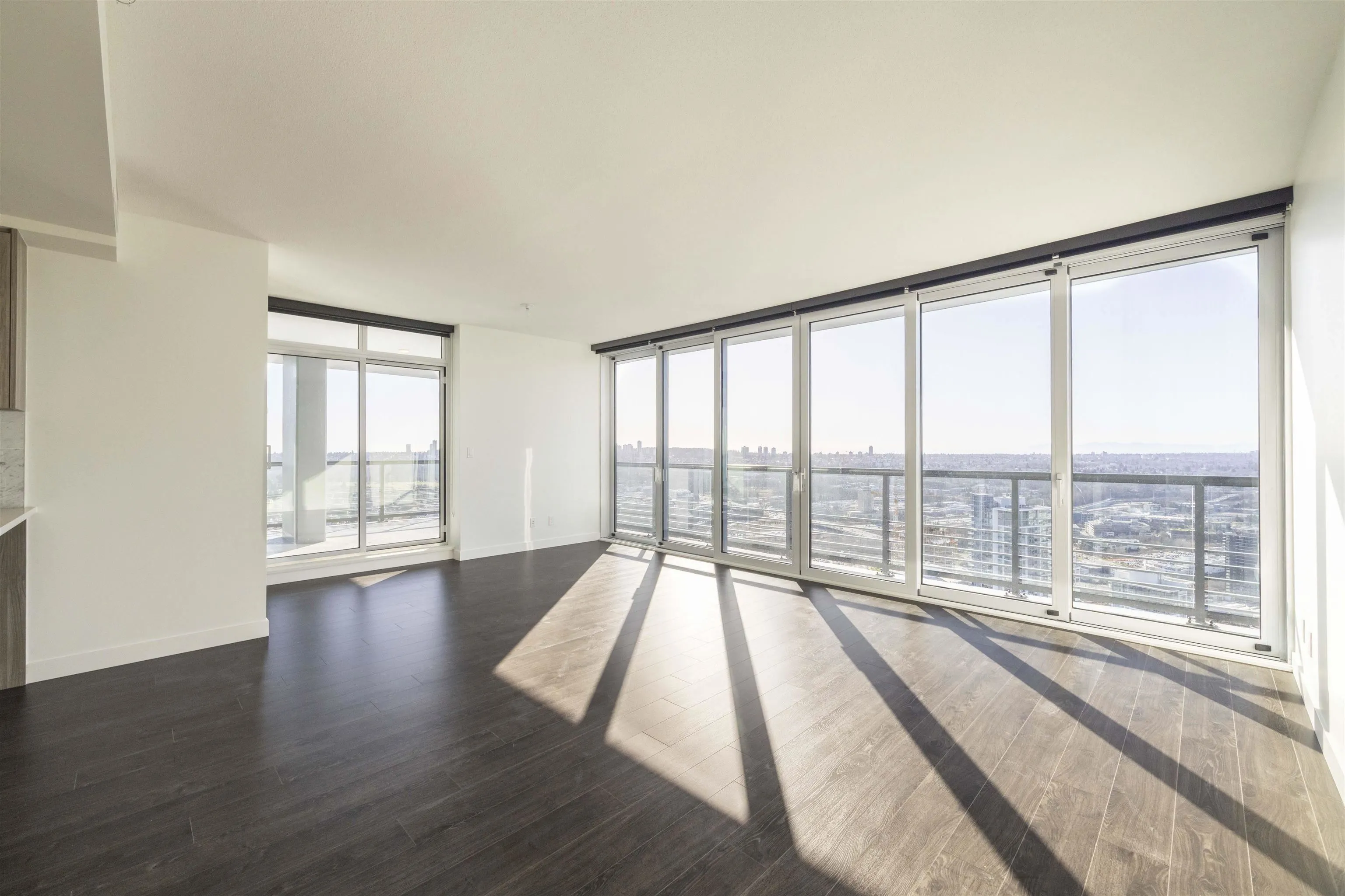 4502 4730 Lougheed Highway