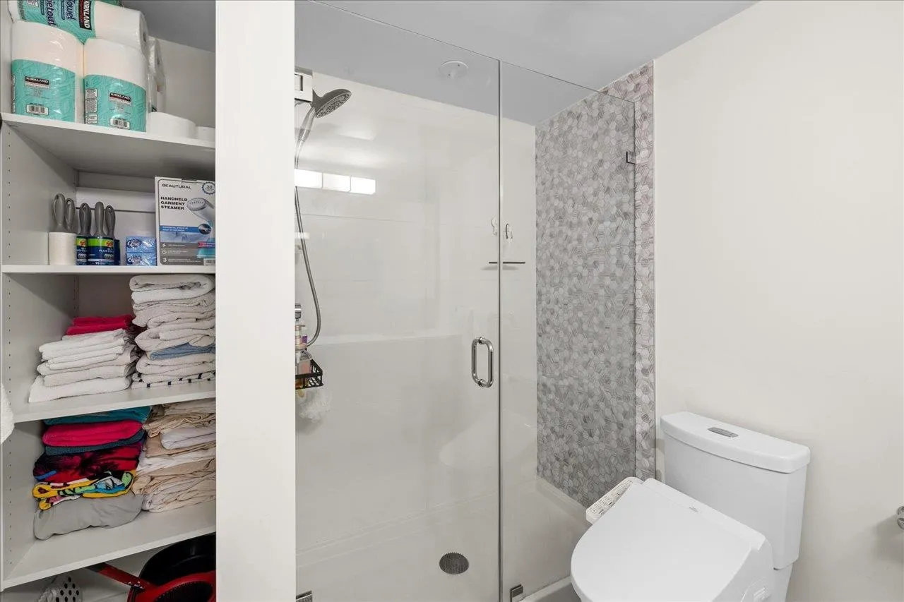 402 610 Brantford Street