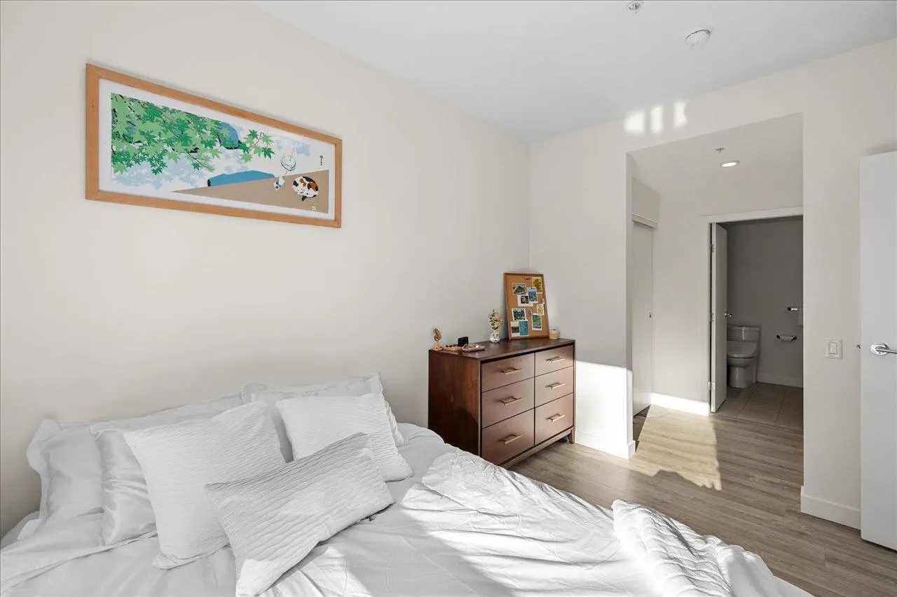 402 610 Brantford Street