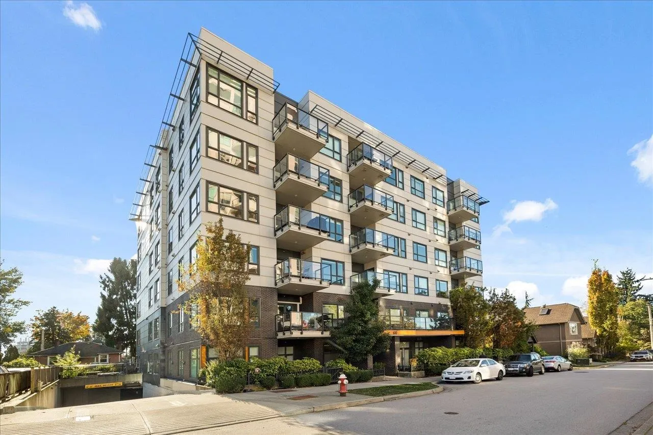 402 610 Brantford Street