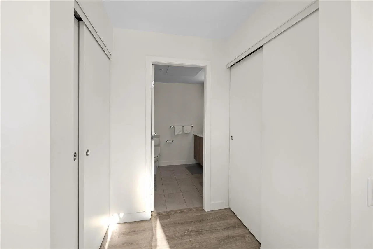 402 610 Brantford Street