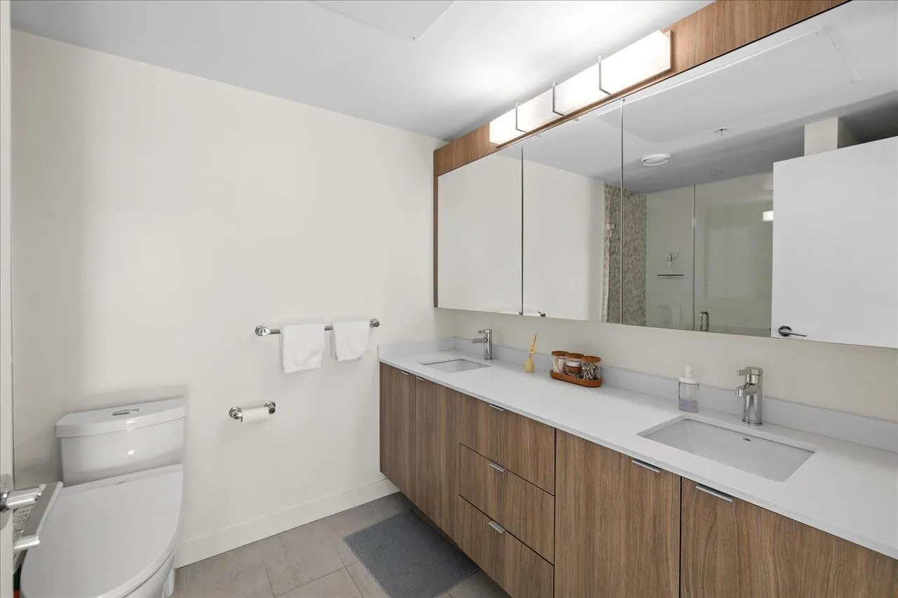 402 610 Brantford Street