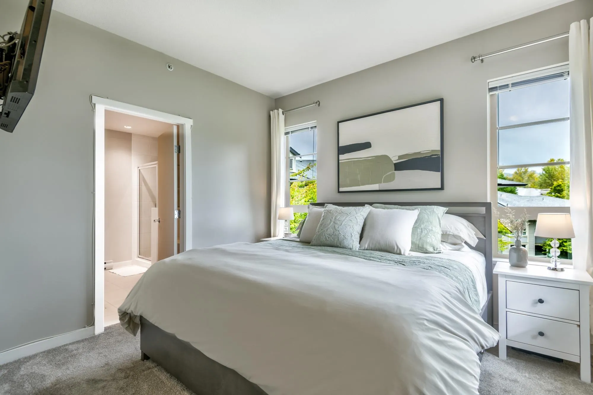 410 701 Klahanie Drive