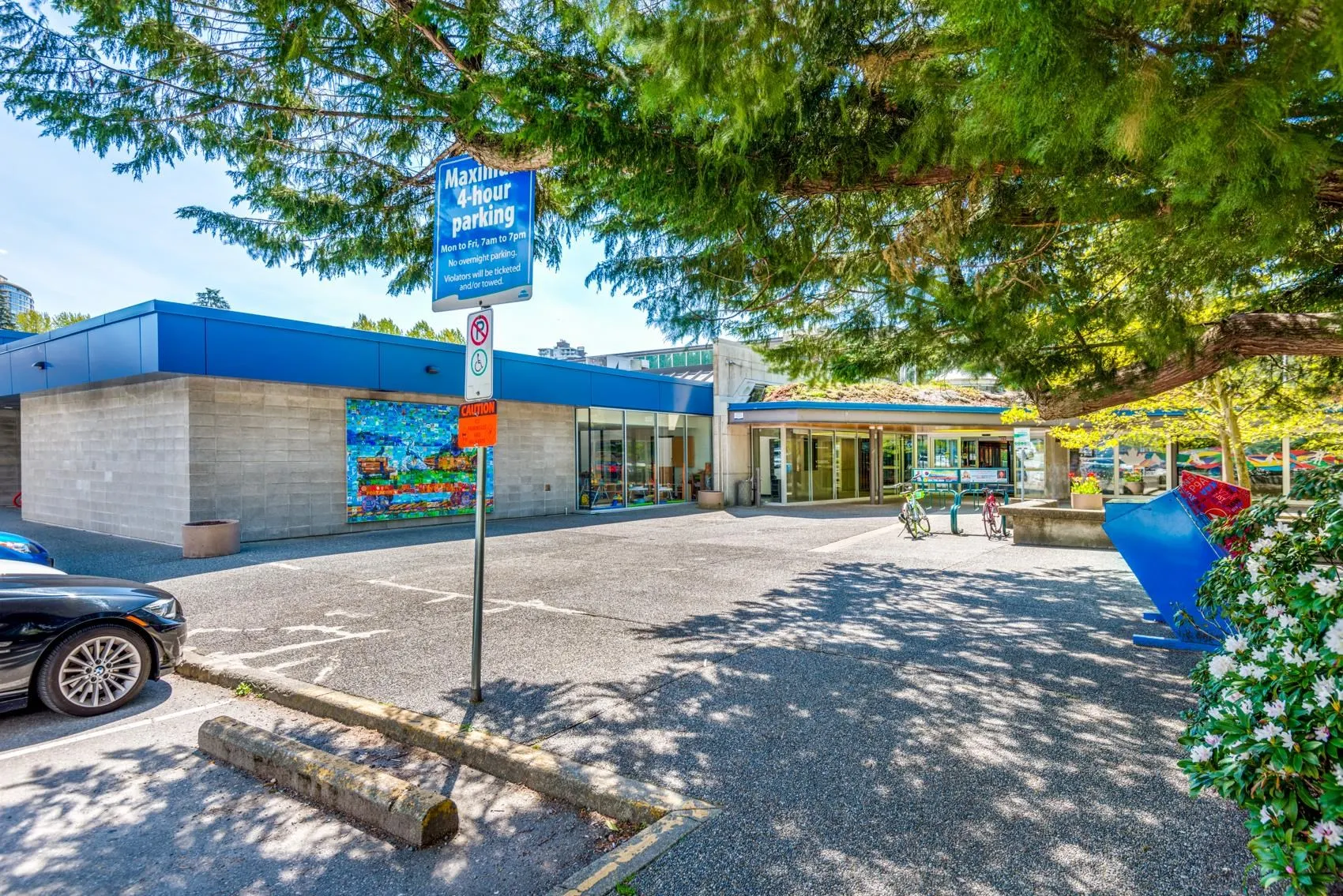 410 701 Klahanie Drive