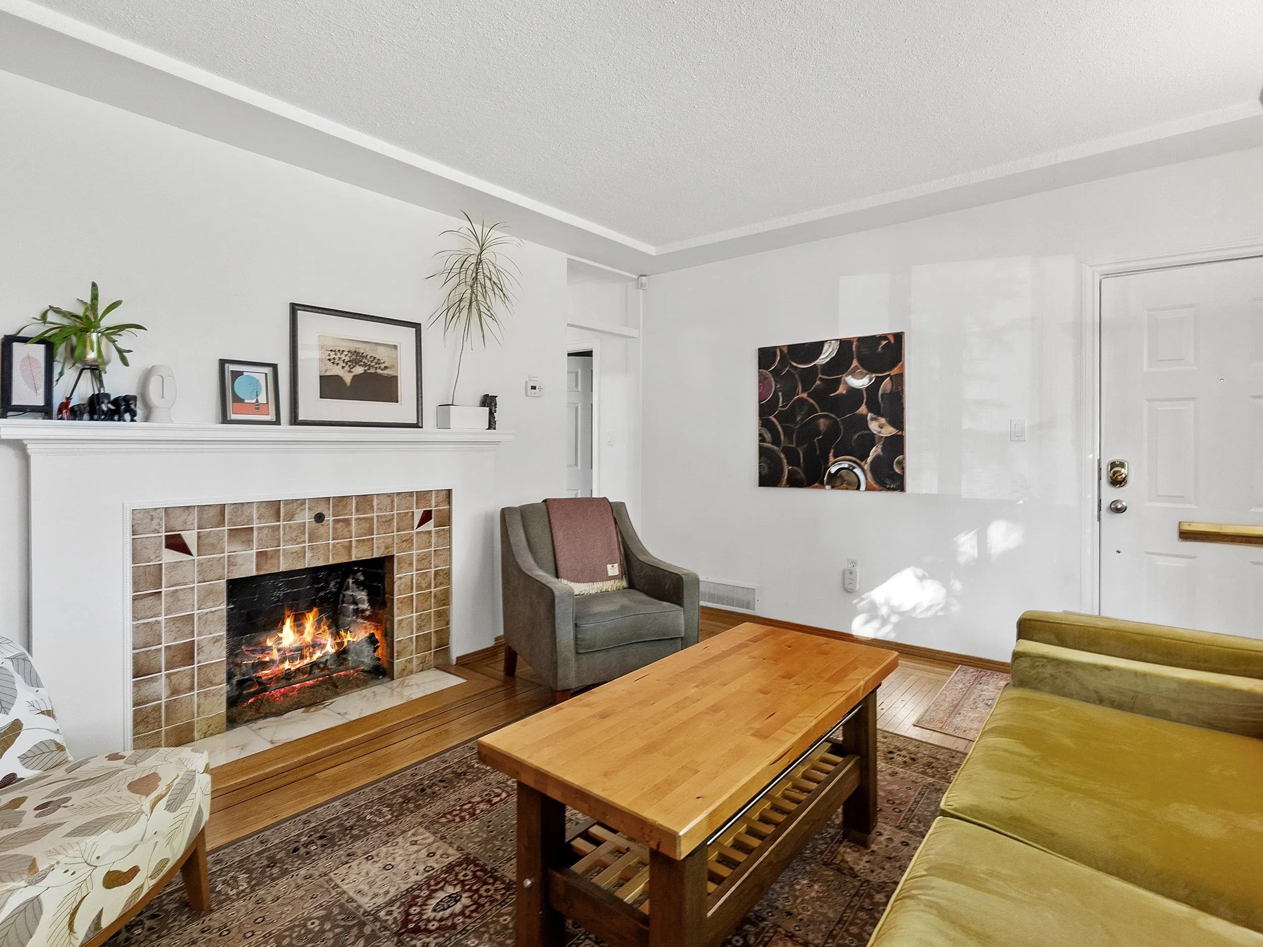 4833 Henry Street