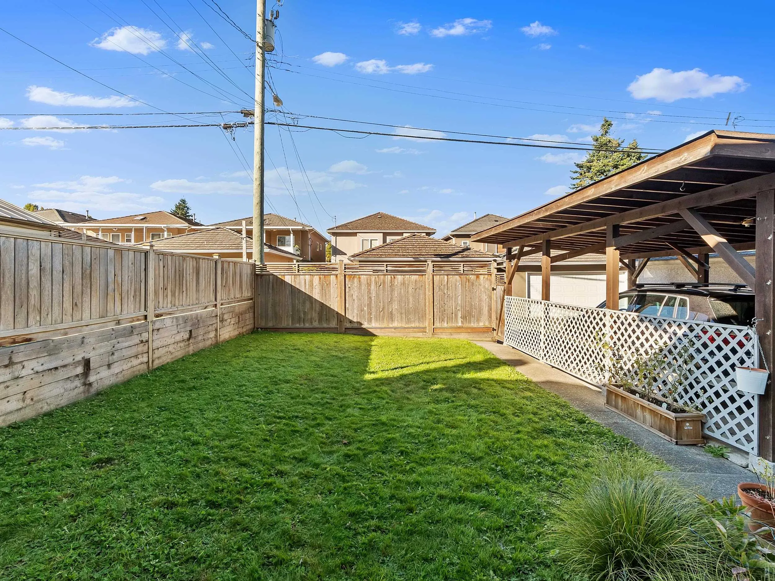 4833 Henry Street