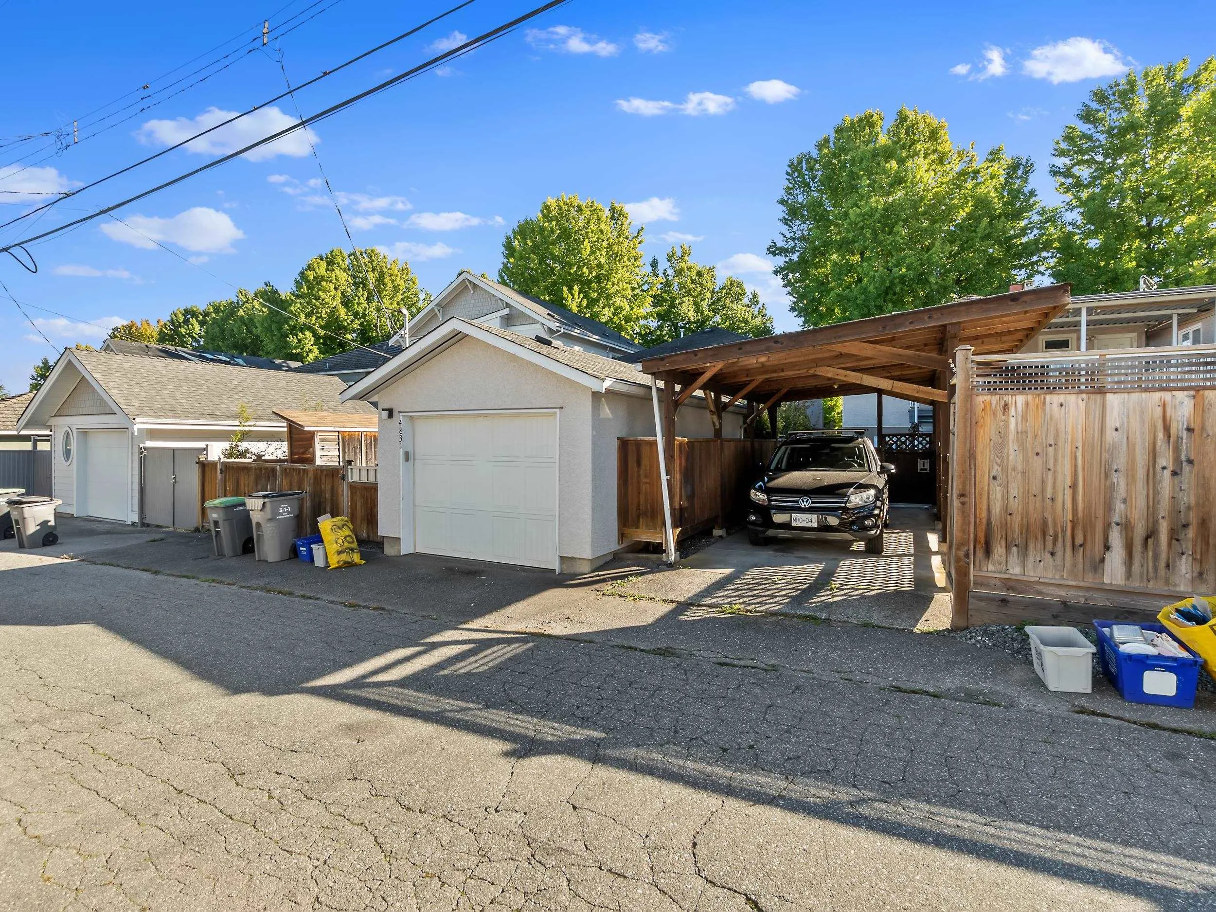 4833 Henry Street