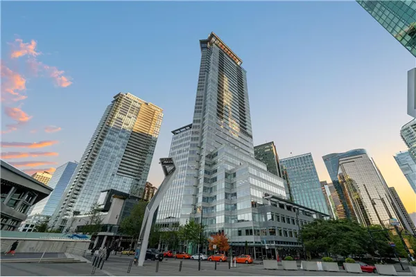 4006 1077 W Cordova Street