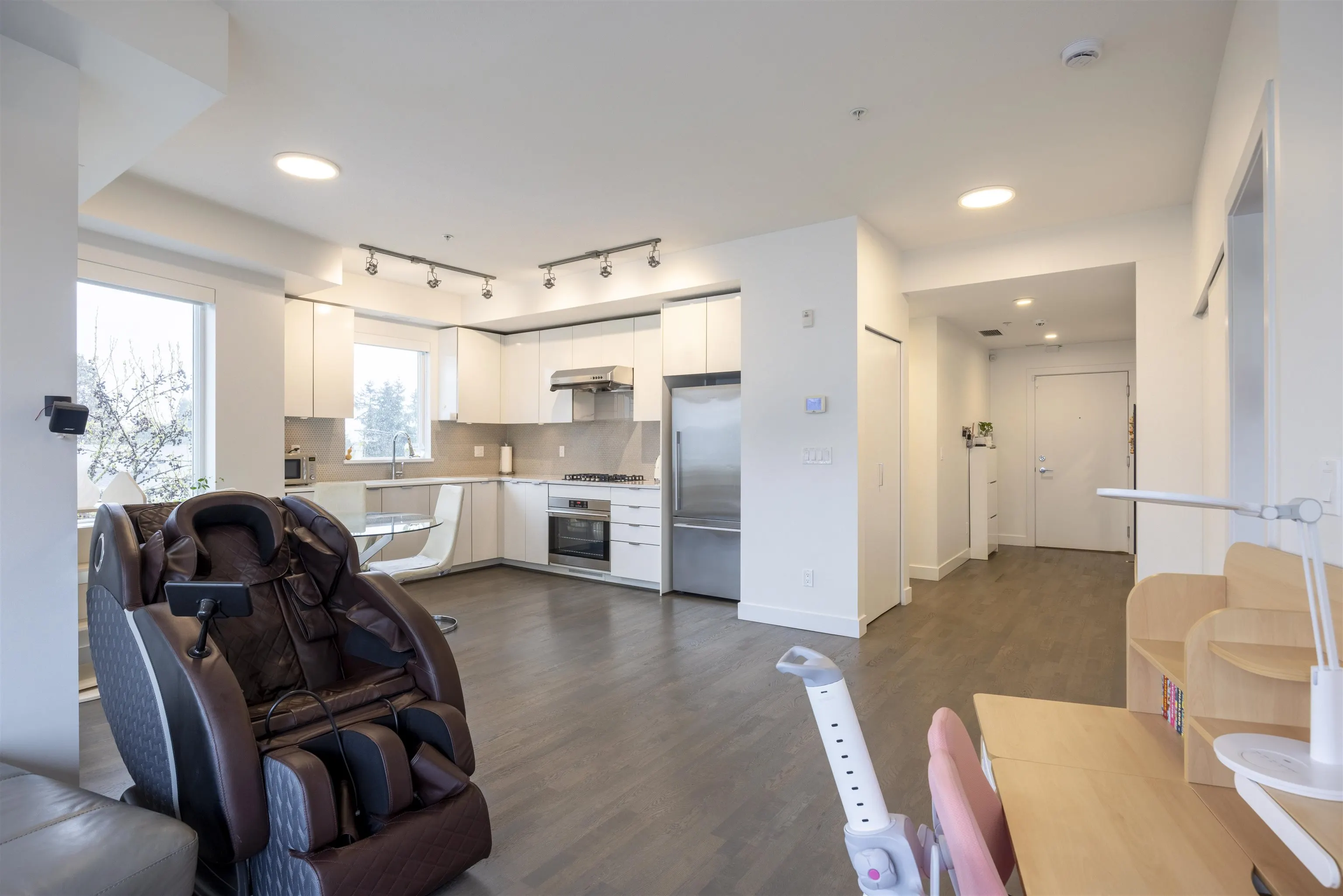 312 10011 River Drive