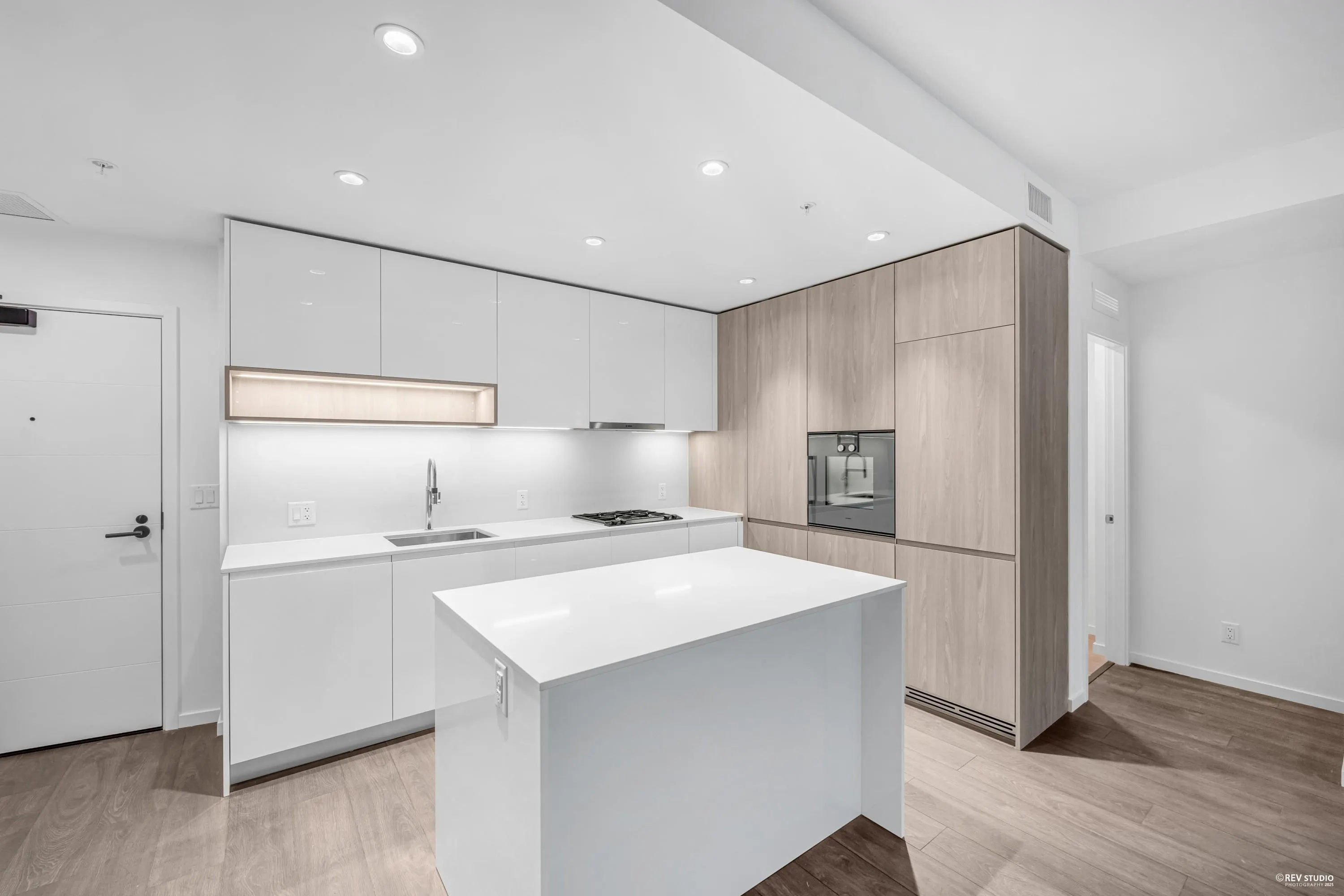 439 6500 Minoru Boulevard