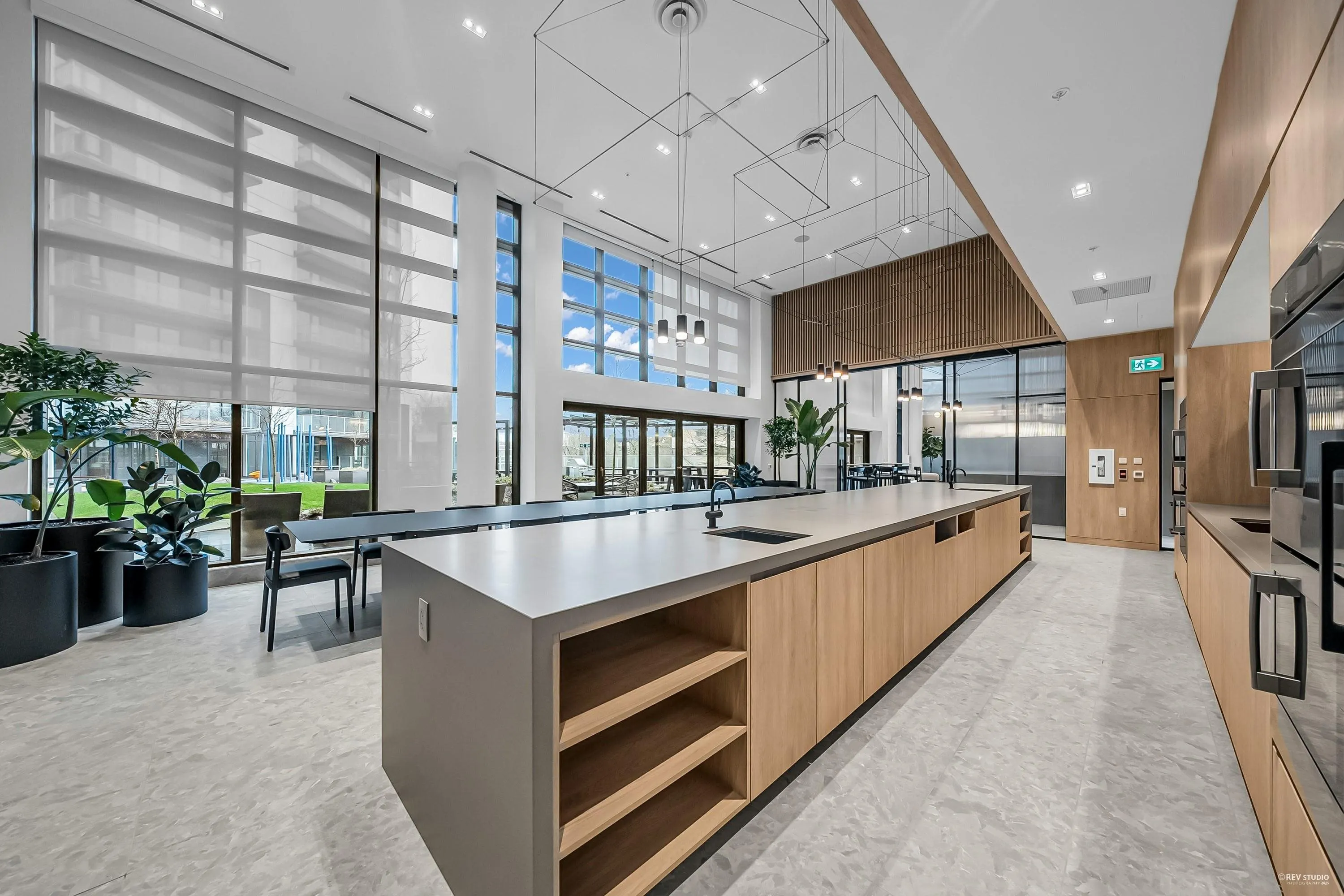 439 6500 Minoru Boulevard