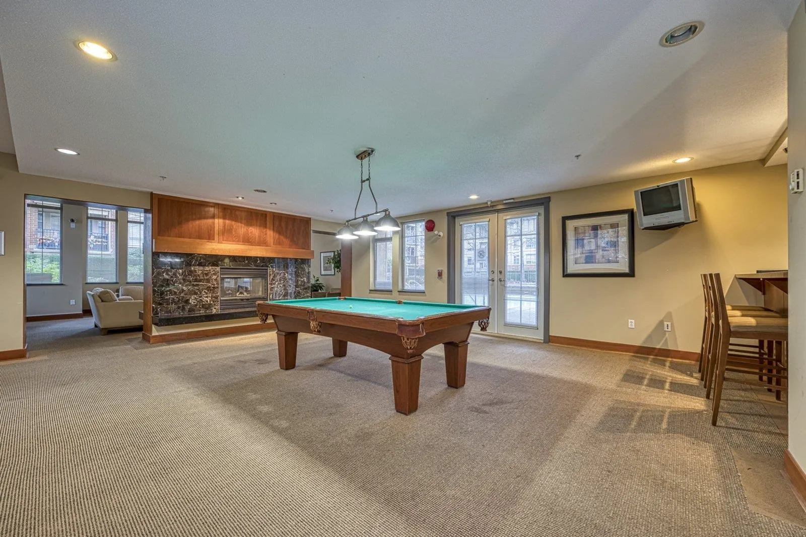 1427 5133 Garden City Road