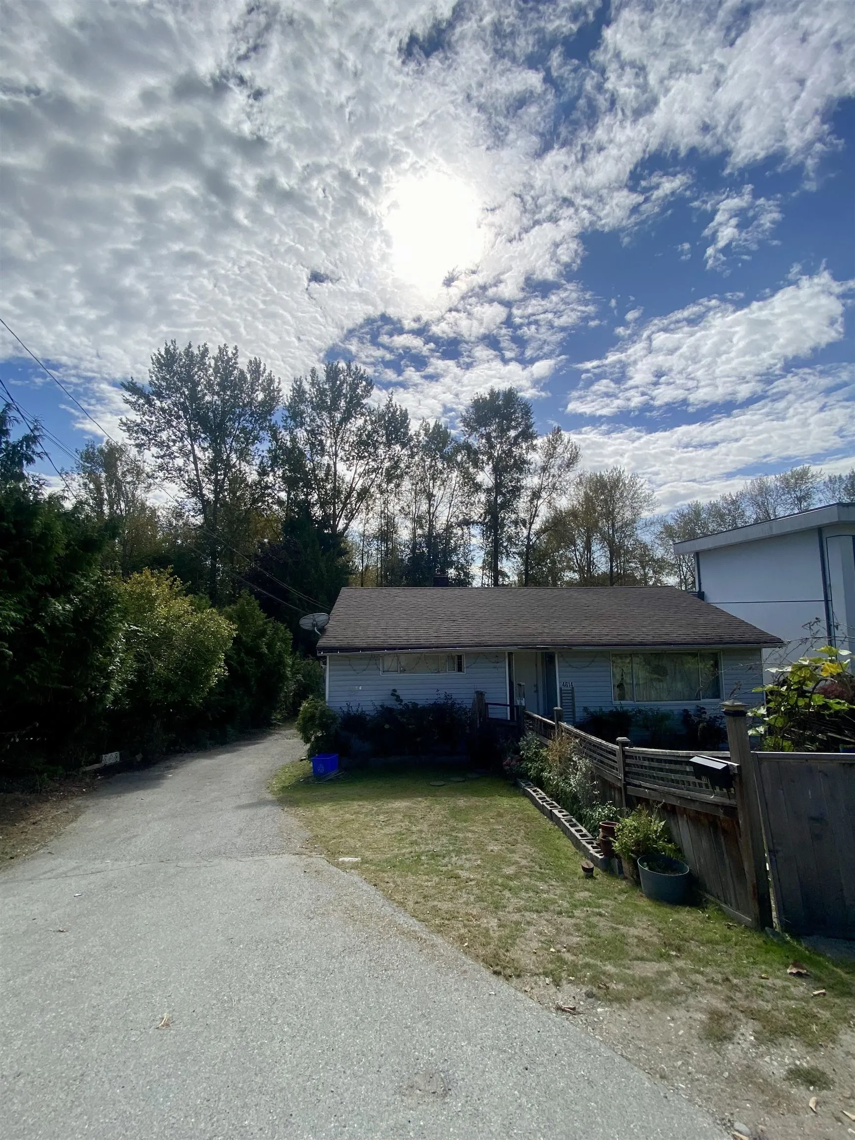 4614 Marine Drive