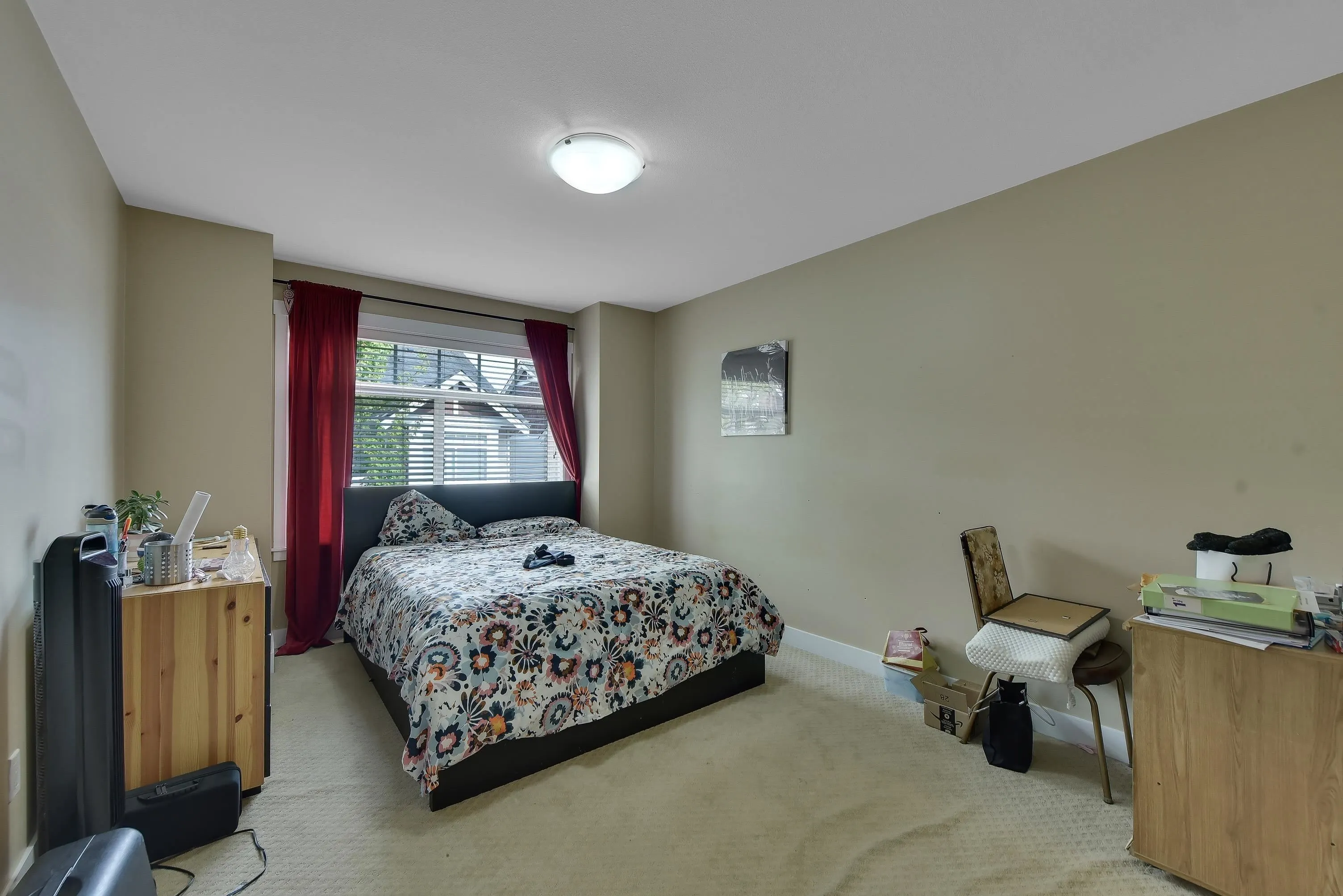 7 8676 158 Street