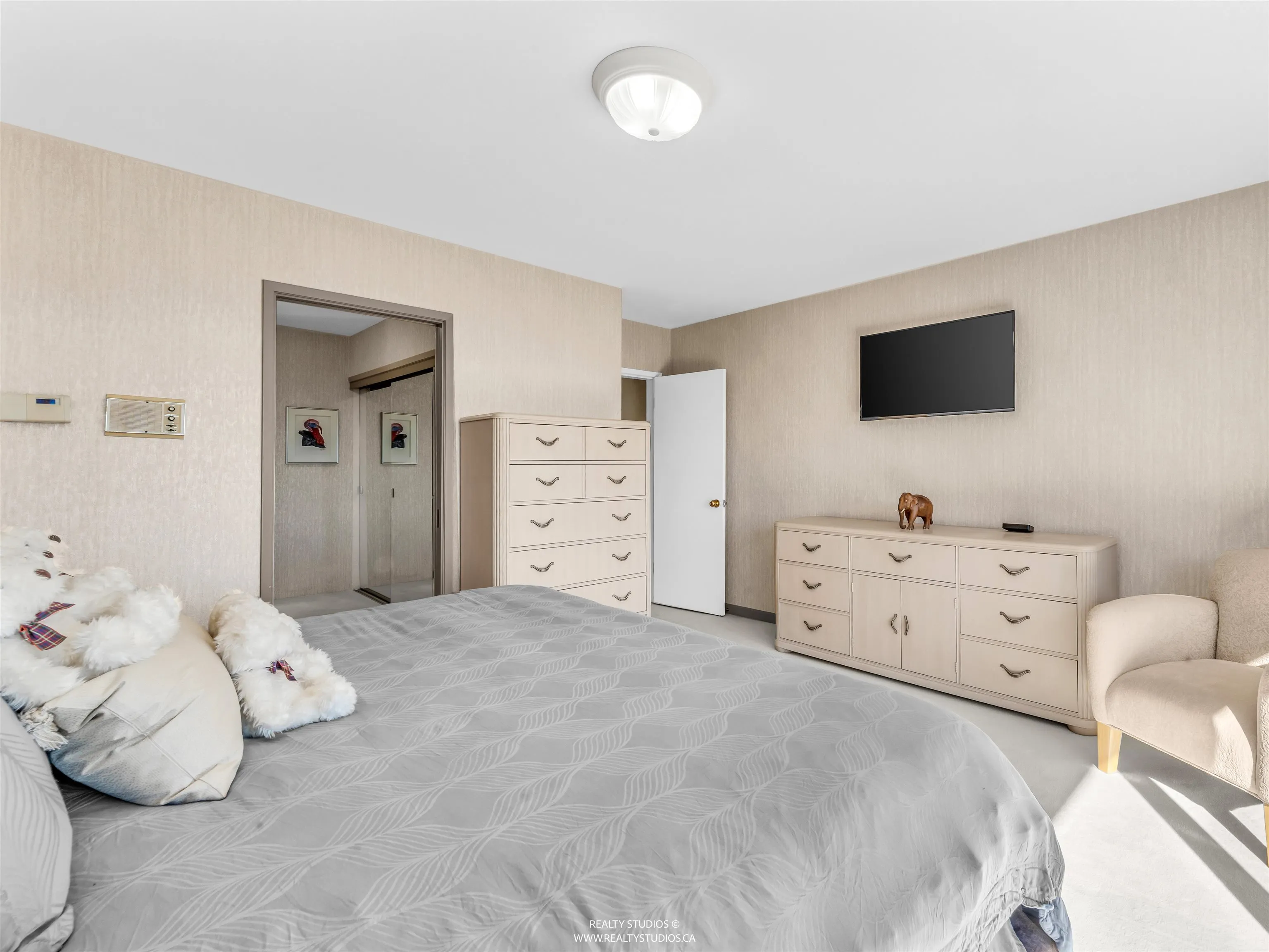 1331 Chartwell Drive