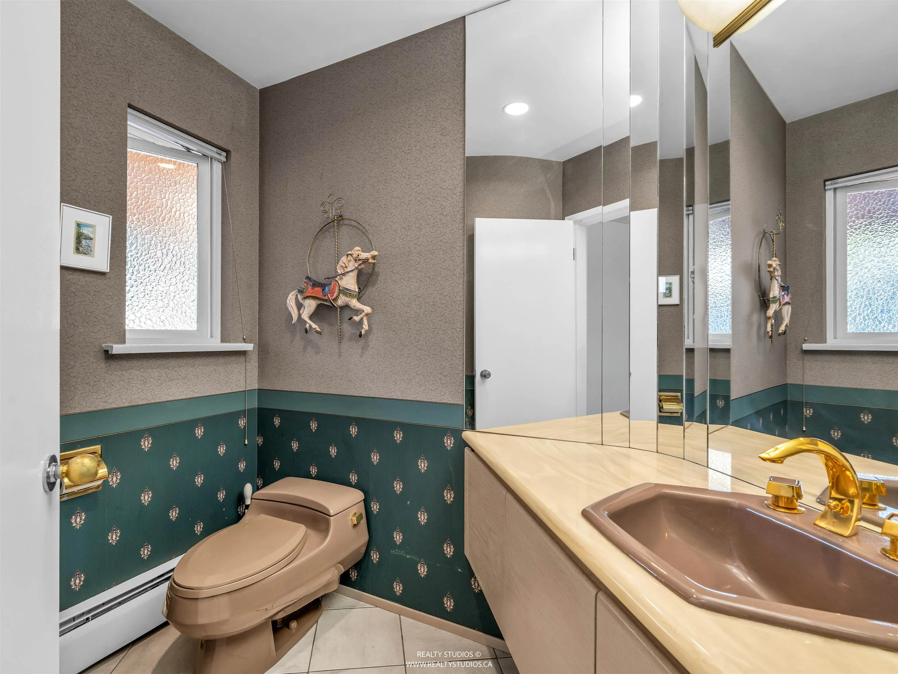 1331 Chartwell Drive