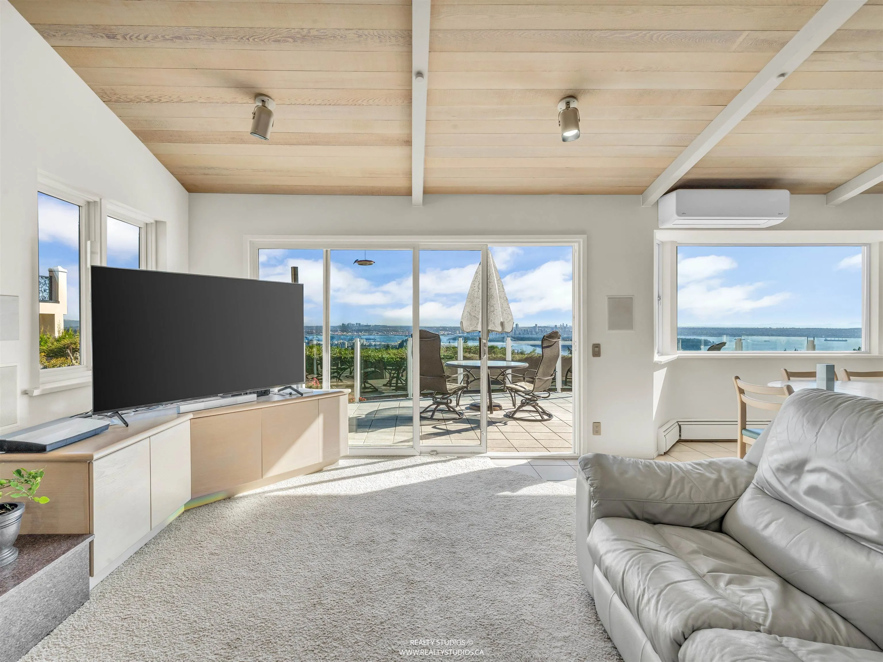 1331 Chartwell Drive