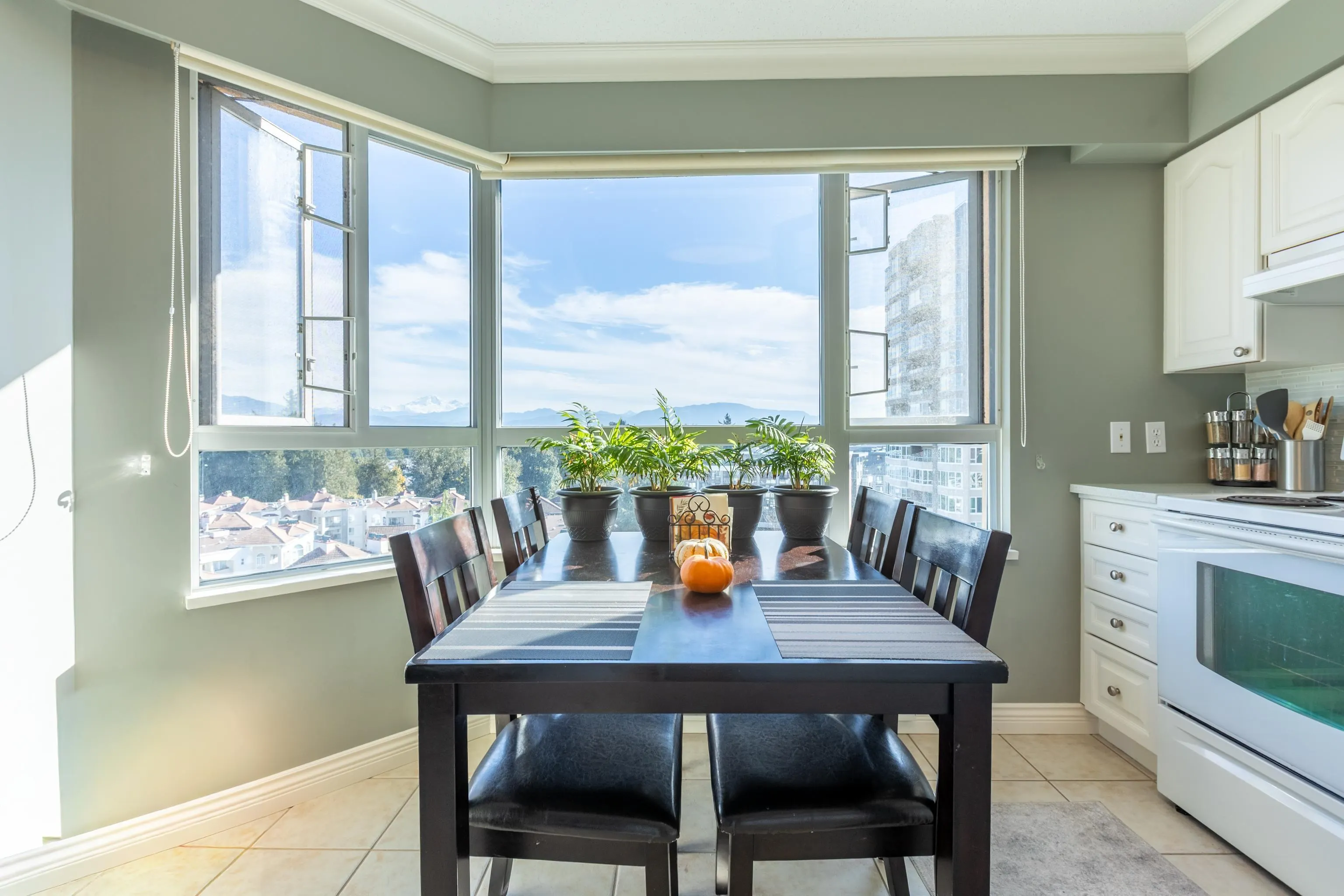 801 3190 Gladwin Road