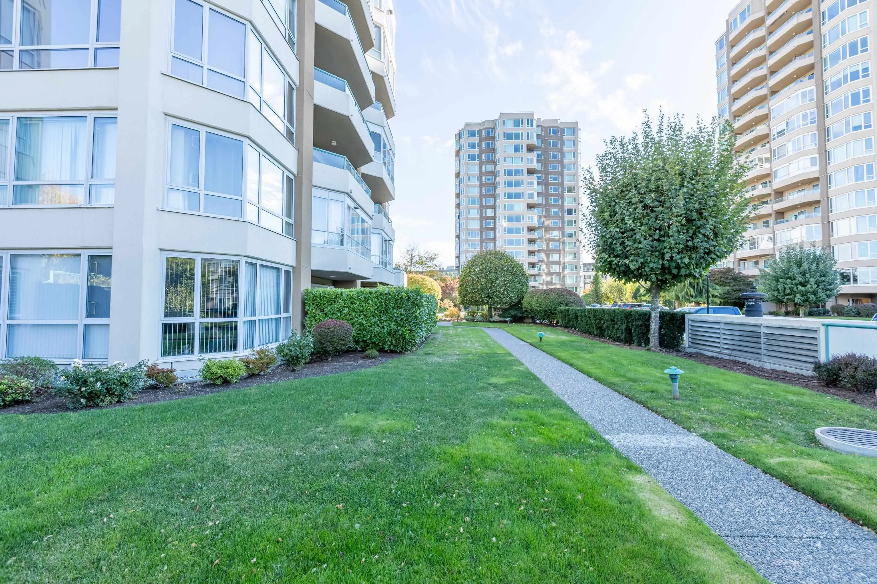 801 3190 Gladwin Road