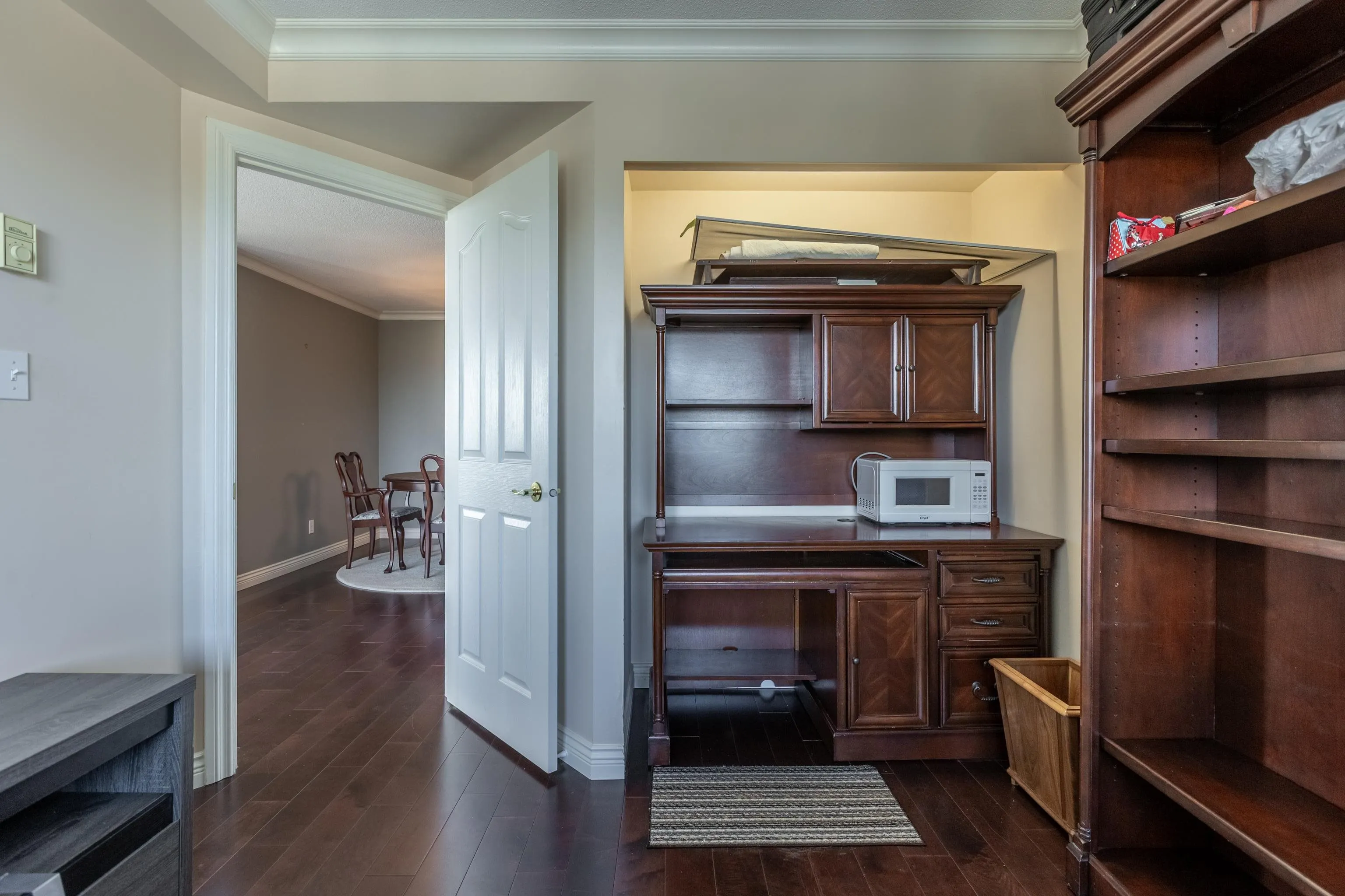 801 3190 Gladwin Road