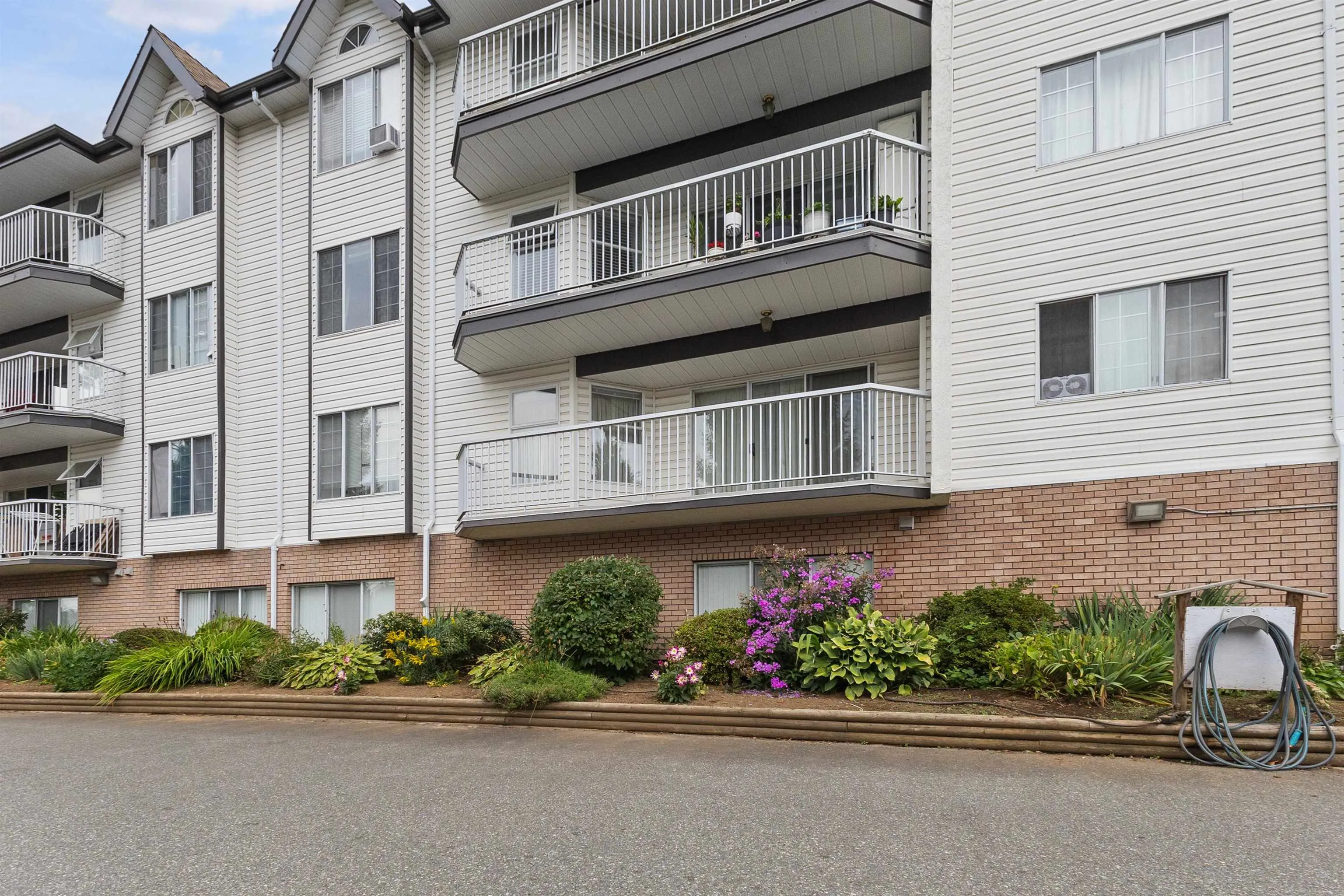 103 33535 King Road