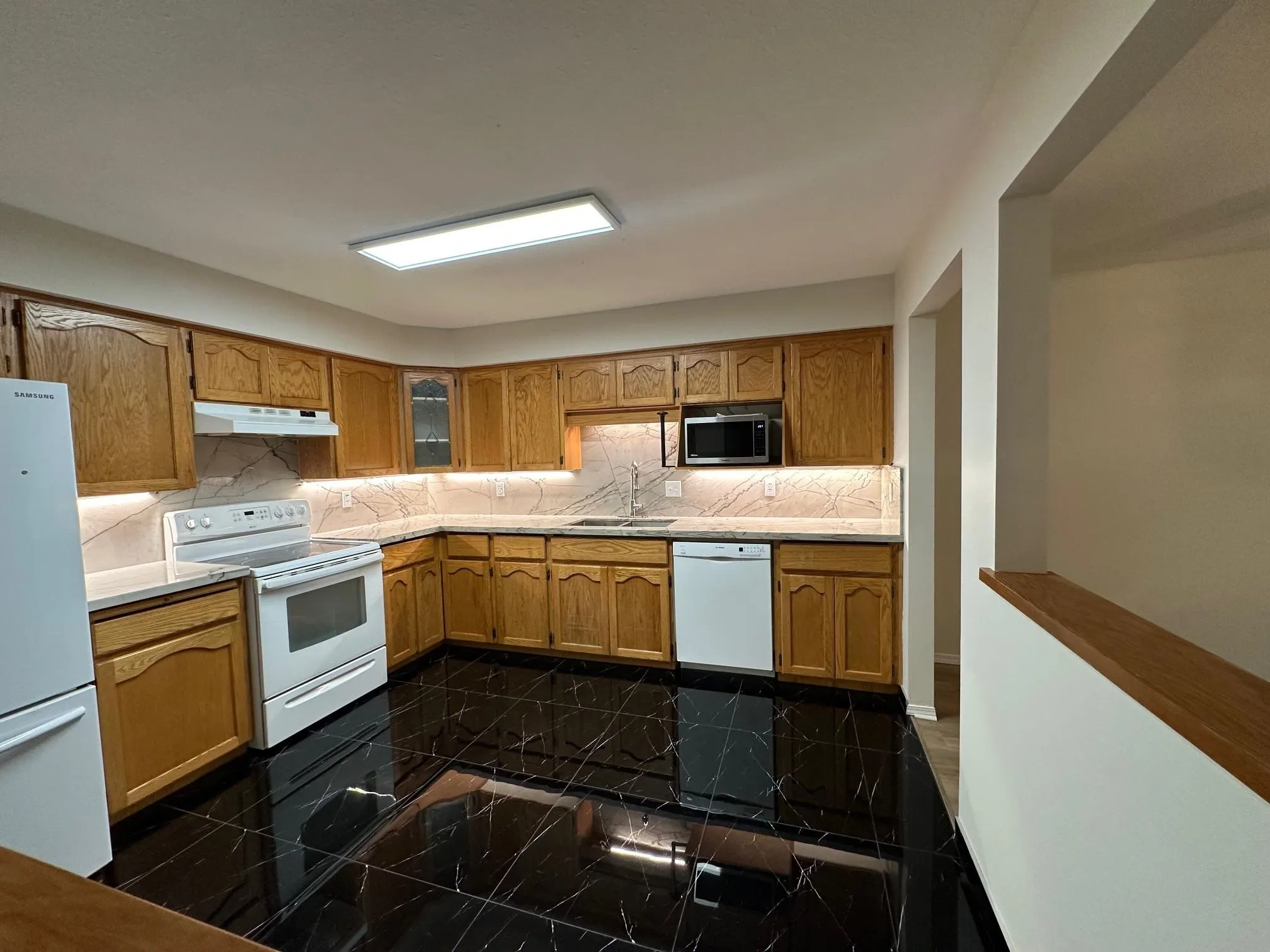 107 33110 George Ferguson Way