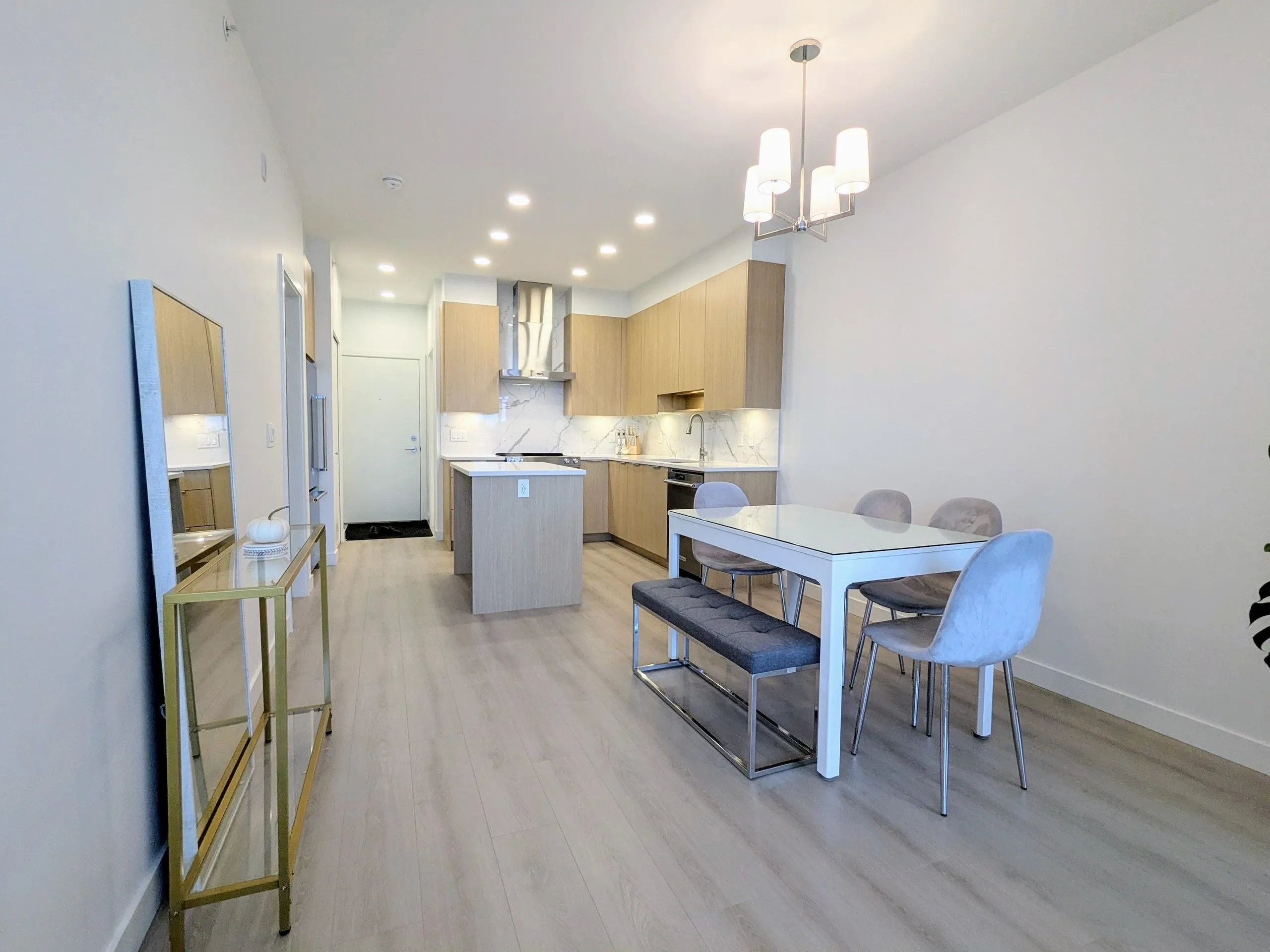 406 7799 17th Street