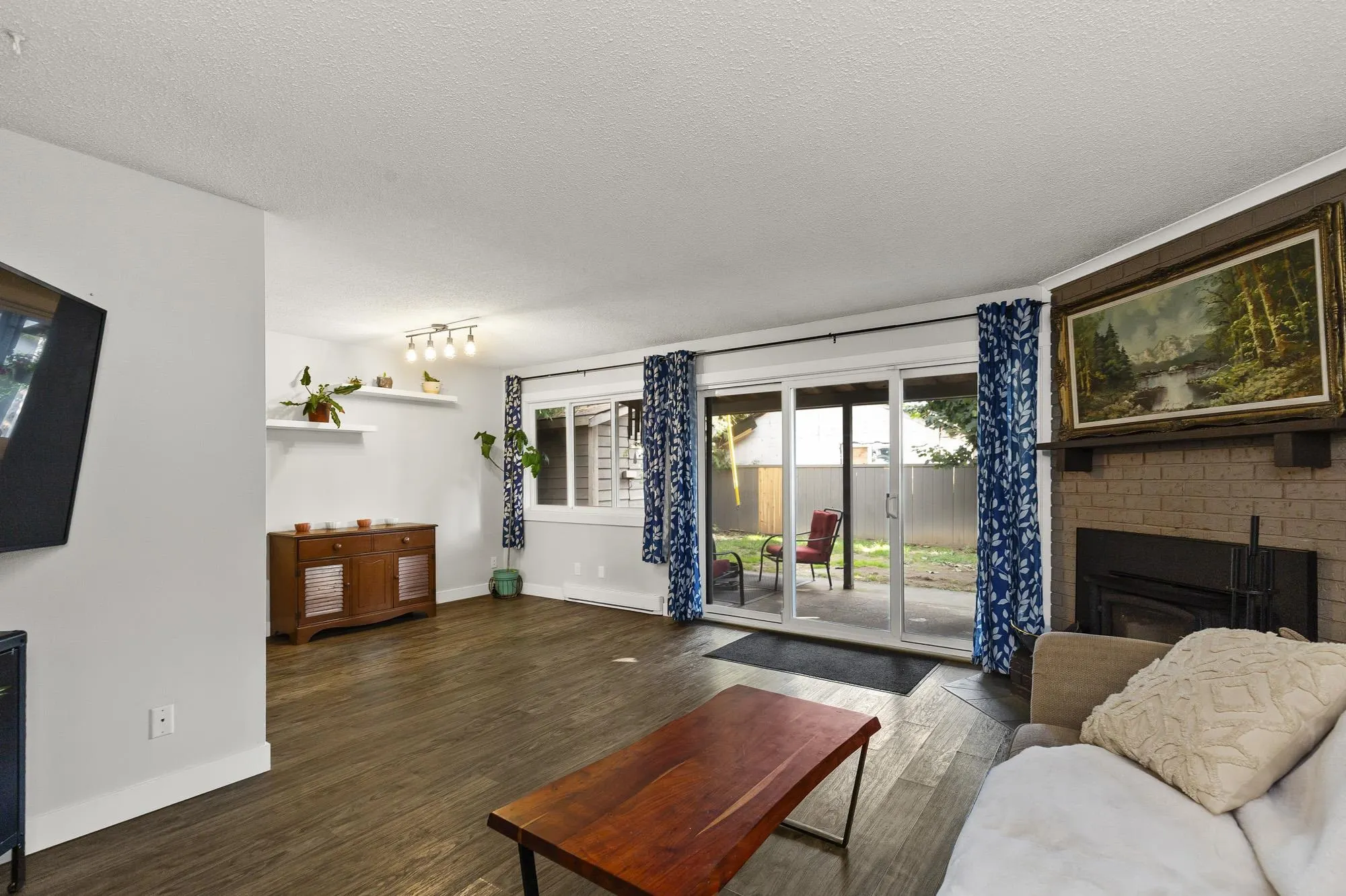 46 46689 First Avenue