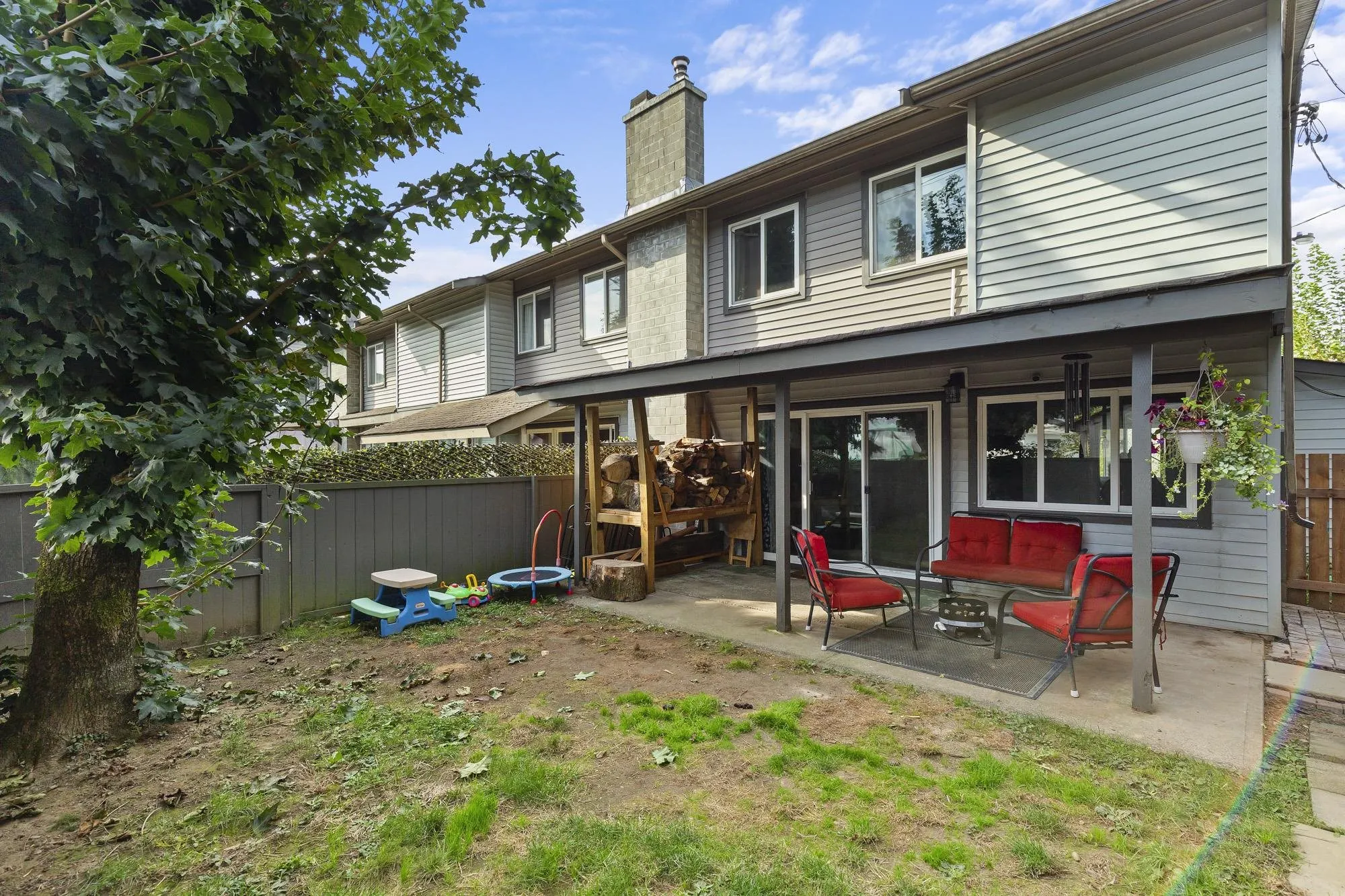 46 46689 First Avenue