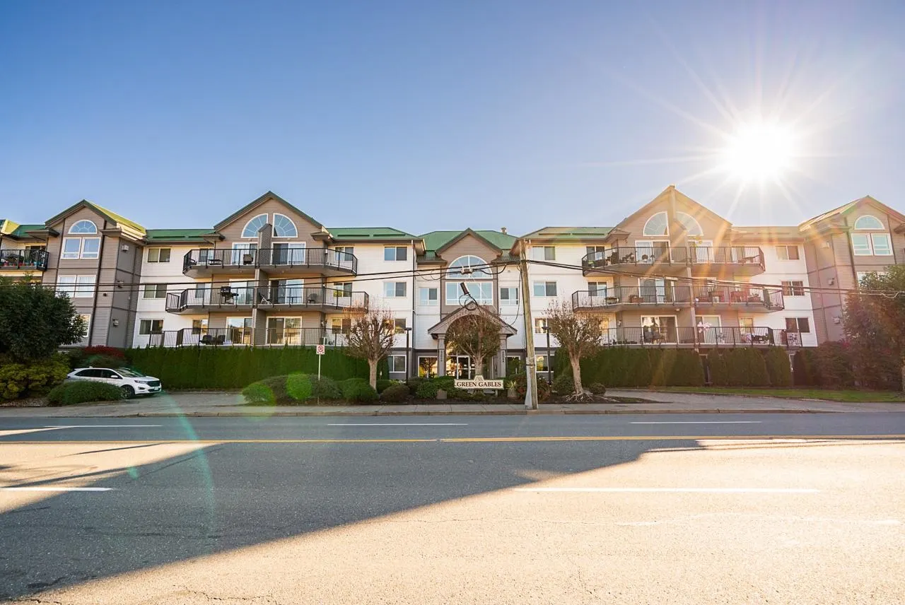 209 32044 Old Yale Road