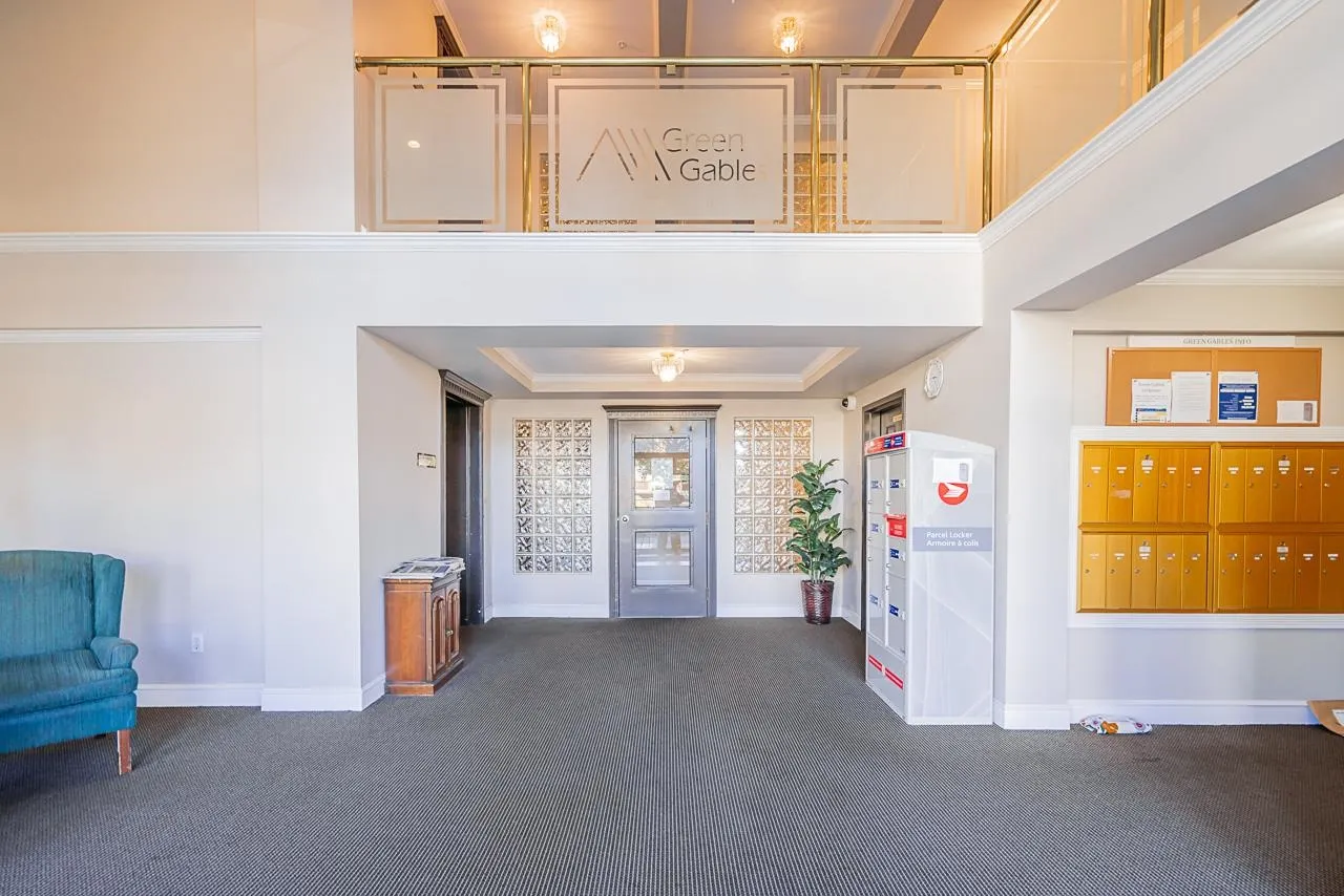 209 32044 Old Yale Road