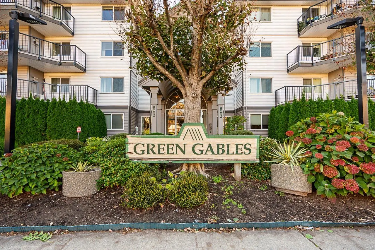 209 32044 Old Yale Road