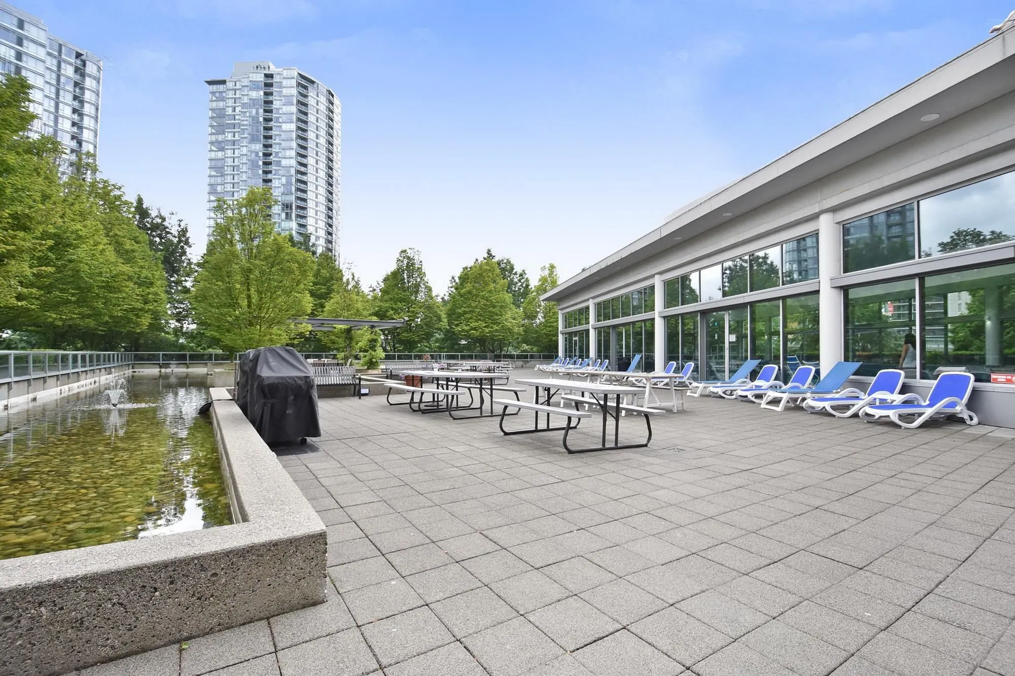 2007 1008 Cambie Street