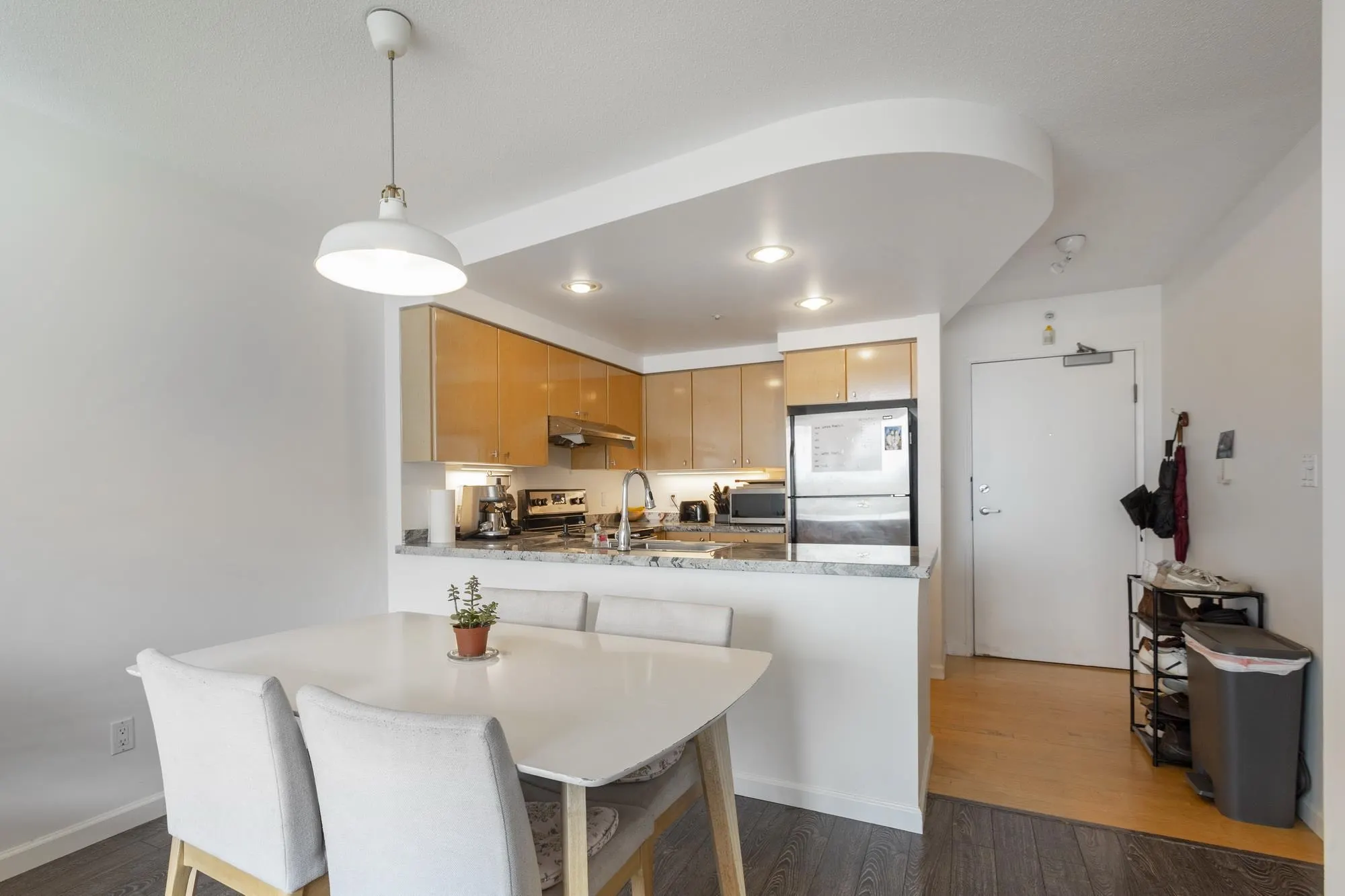 2007 1008 Cambie Street