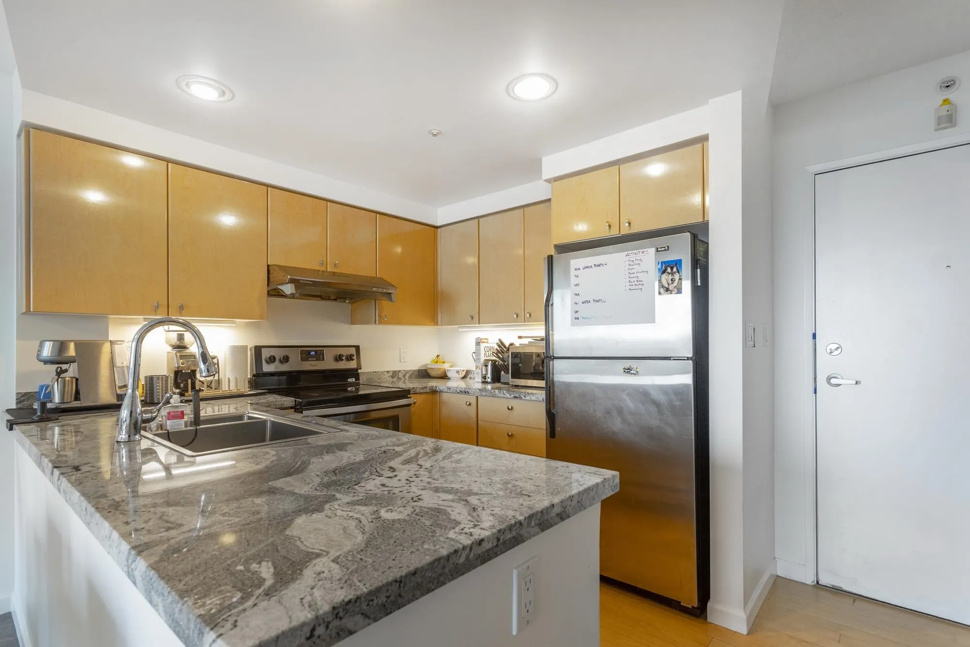 2007 1008 Cambie Street