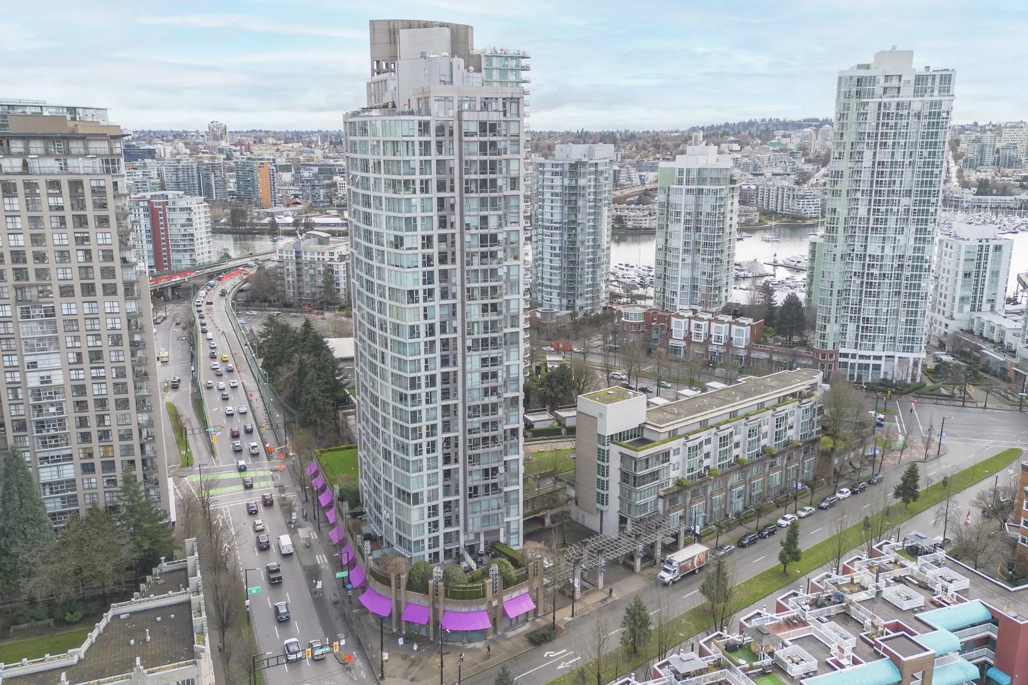 2007 1008 Cambie Street