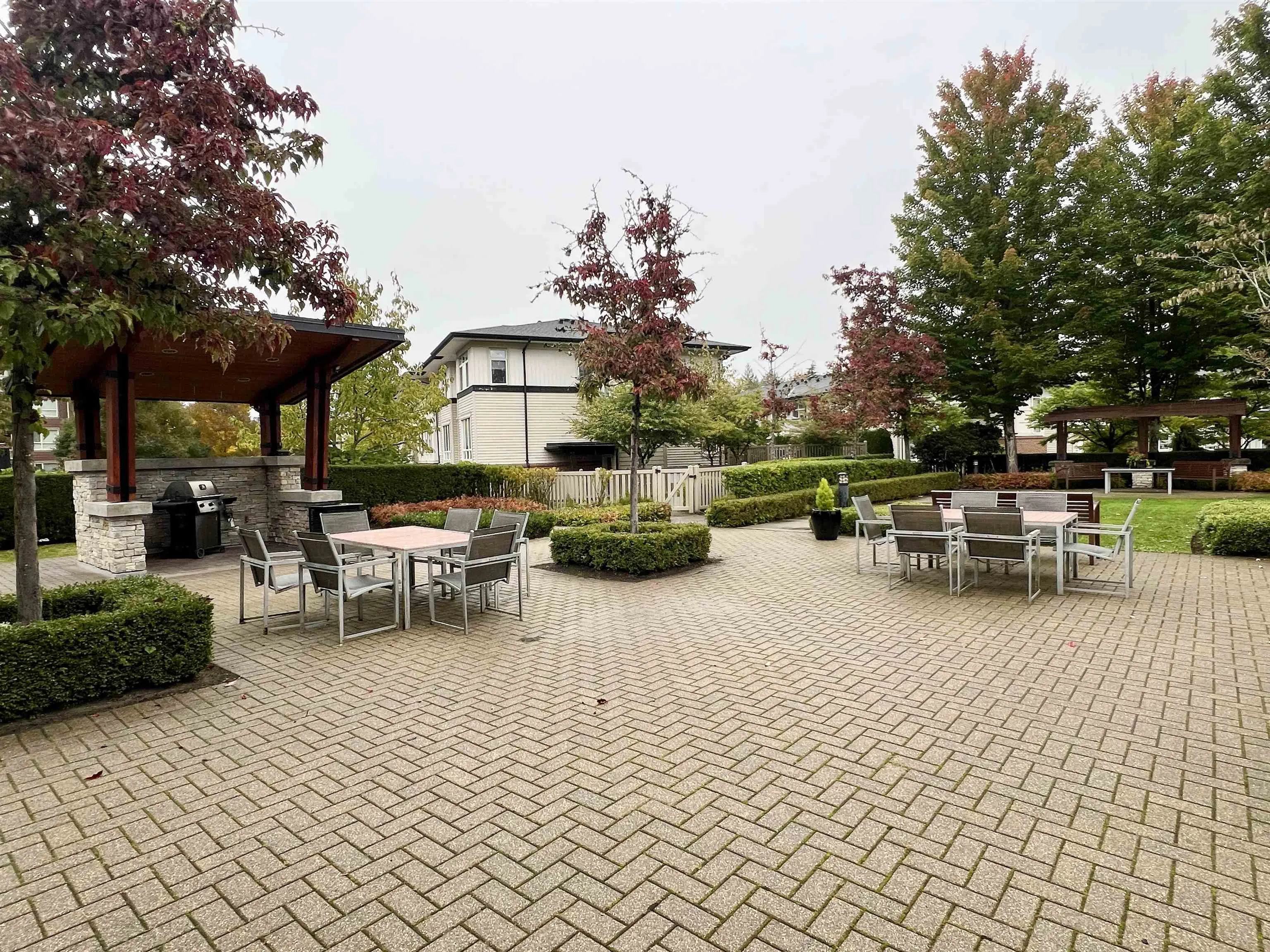 1905 3100 Windsor Gate