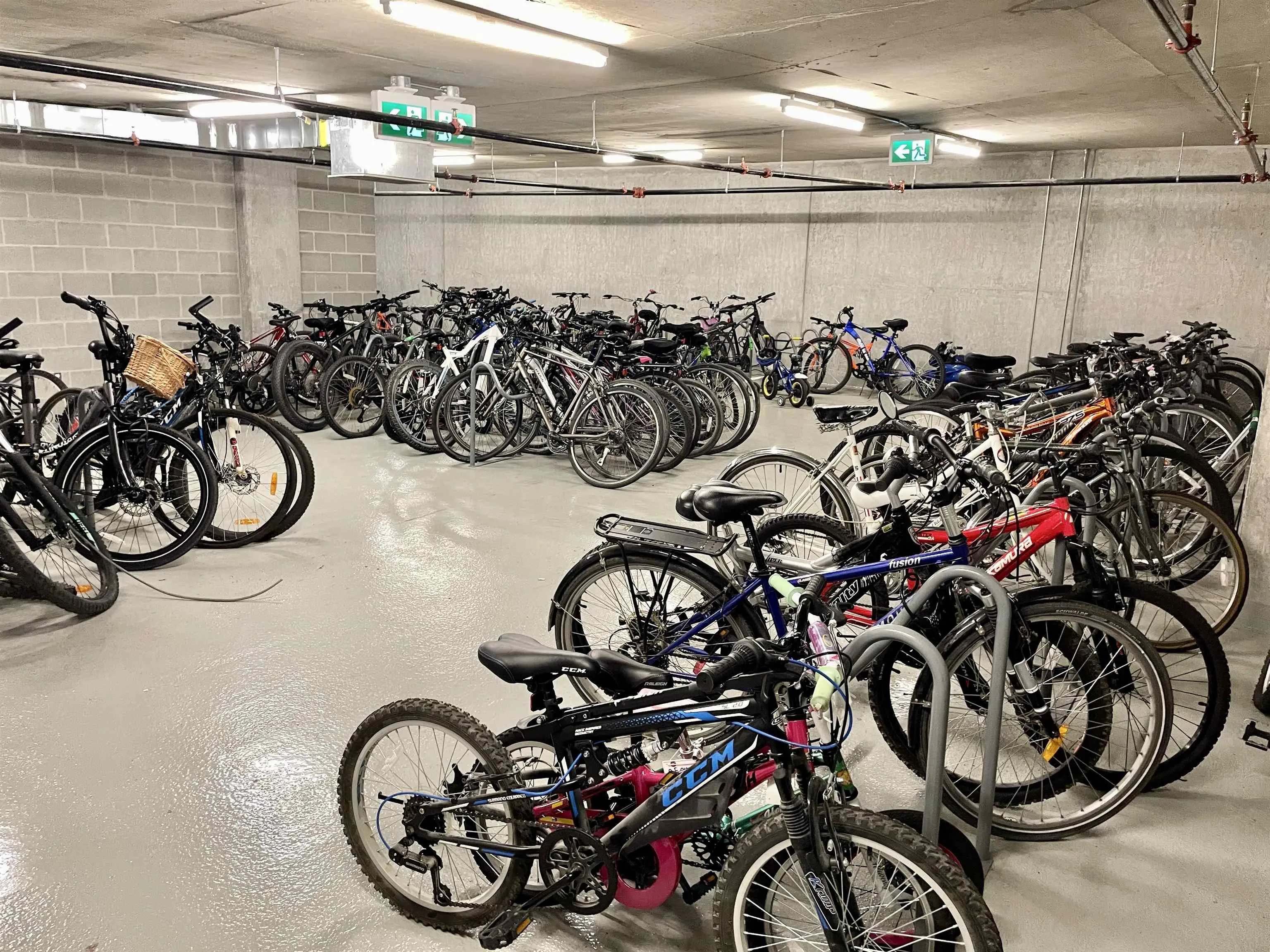 1905 3100 Windsor Gate