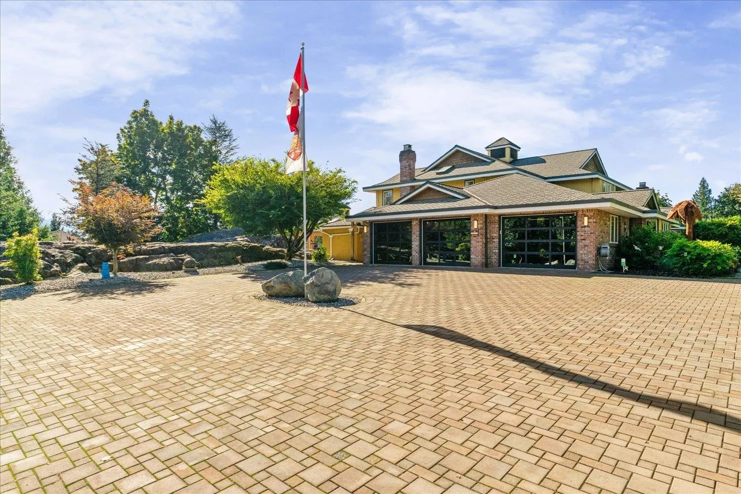 47220 Swallow Place