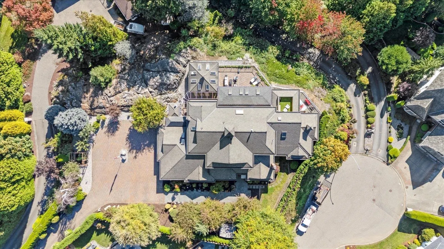 47220 Swallow Place