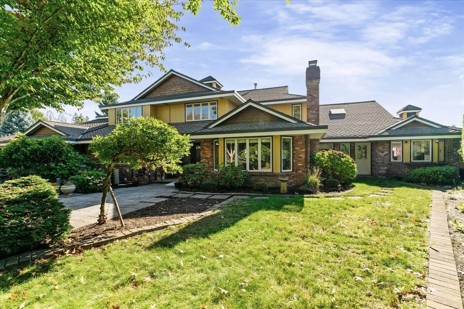 47220 Swallow Place