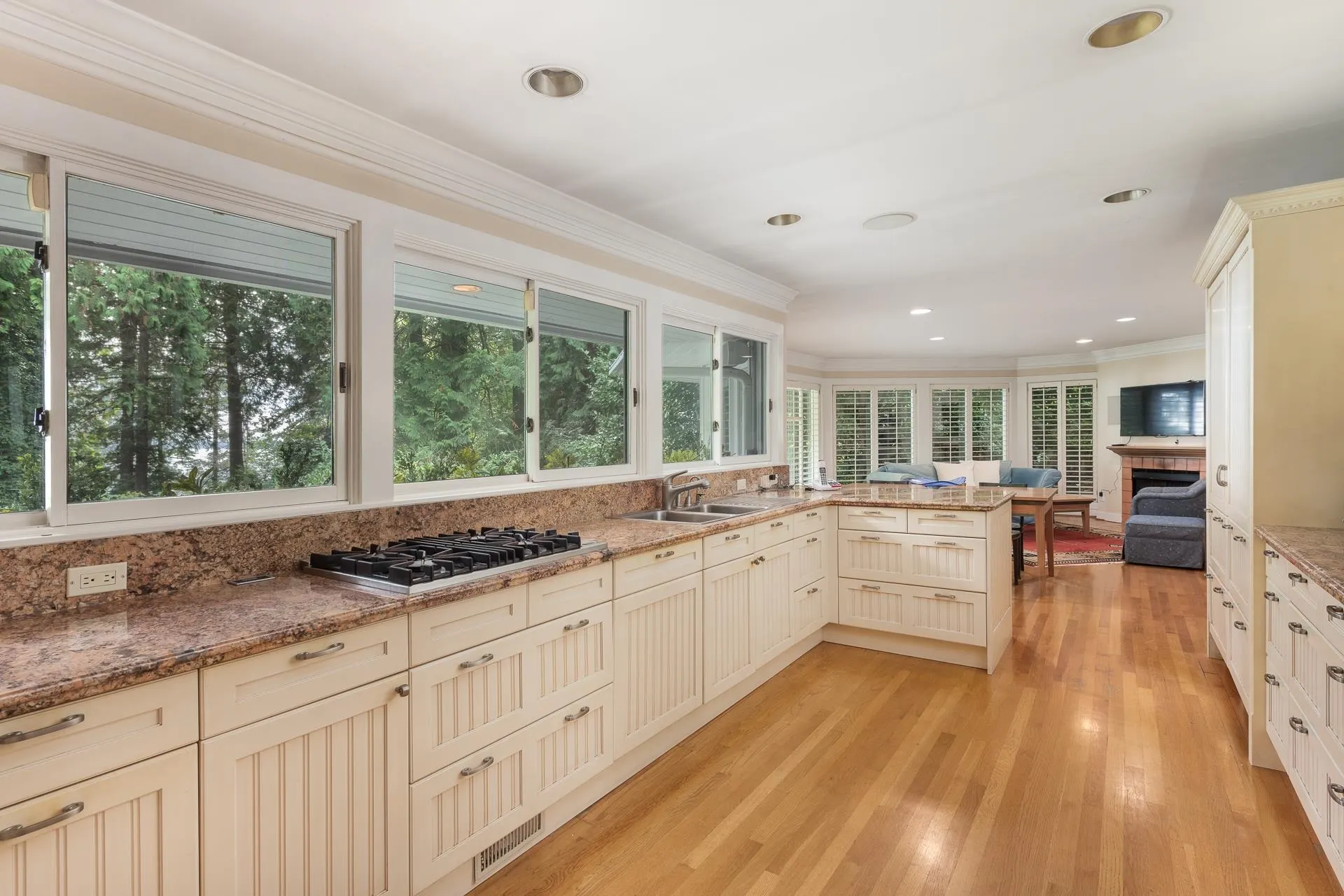 4708 Dogwood Lane