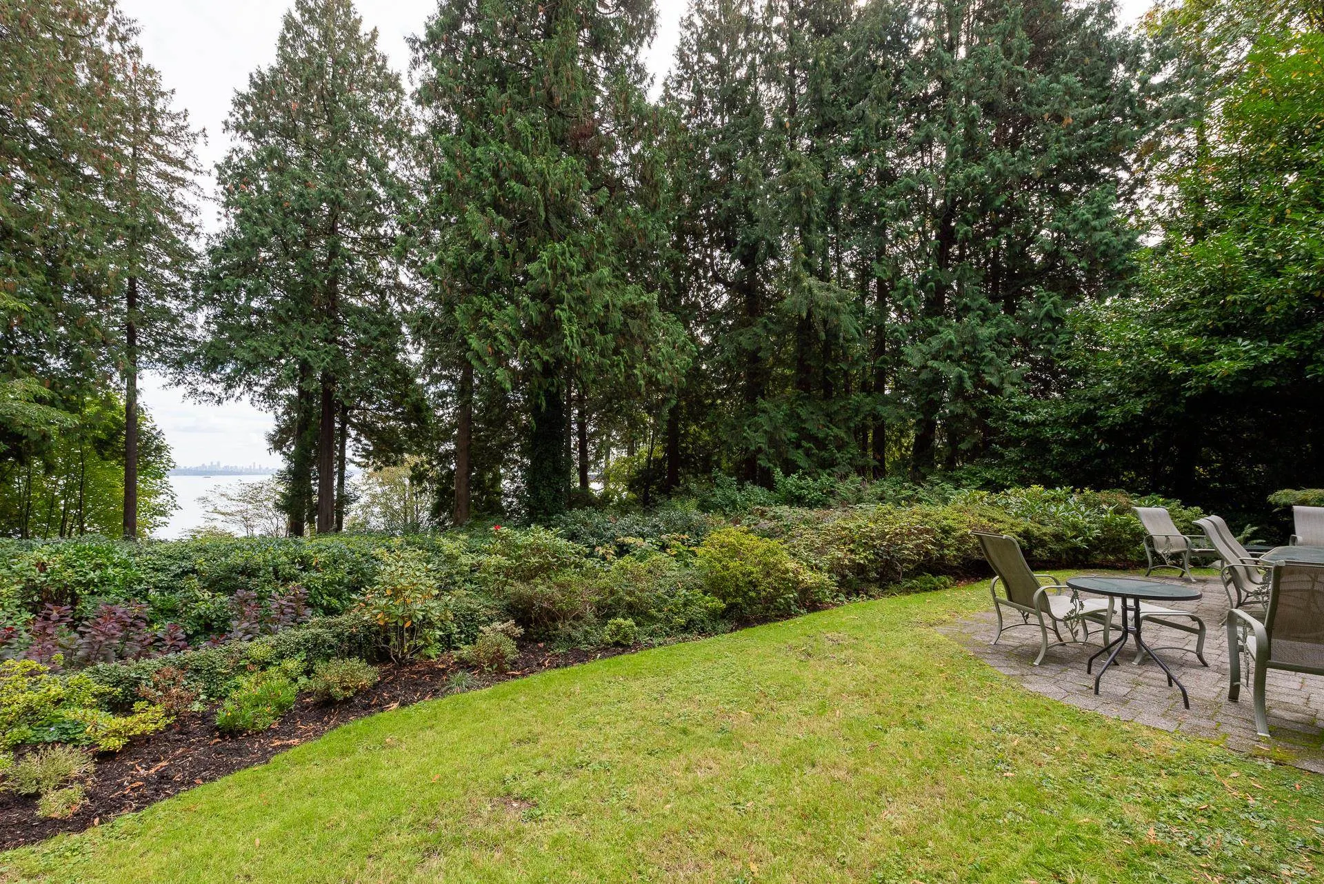 4708 Dogwood Lane