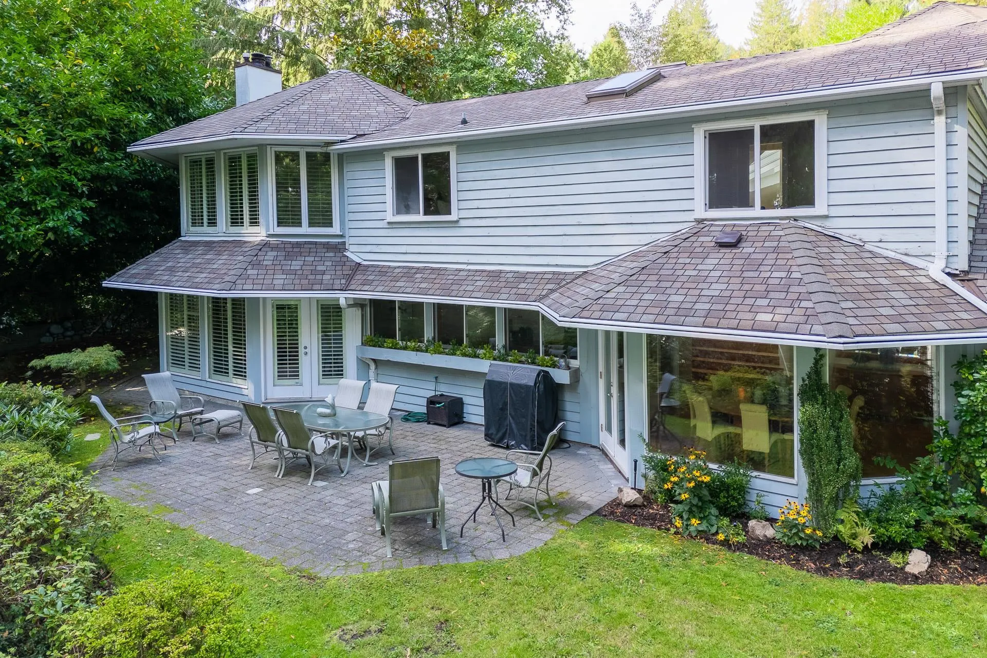 4708 Dogwood Lane