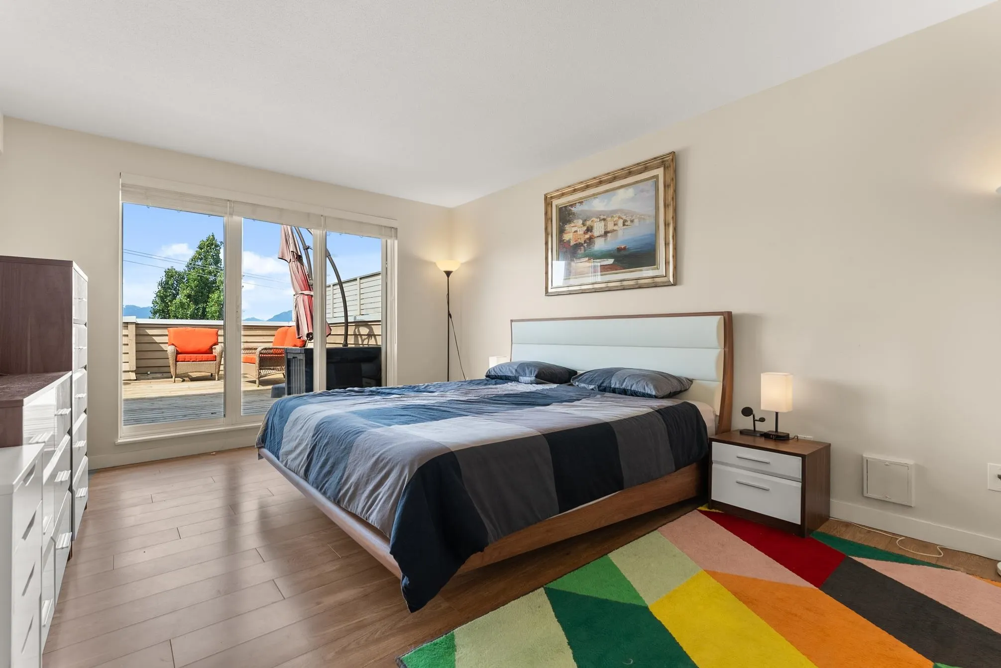 316 5880 Dover Crescent